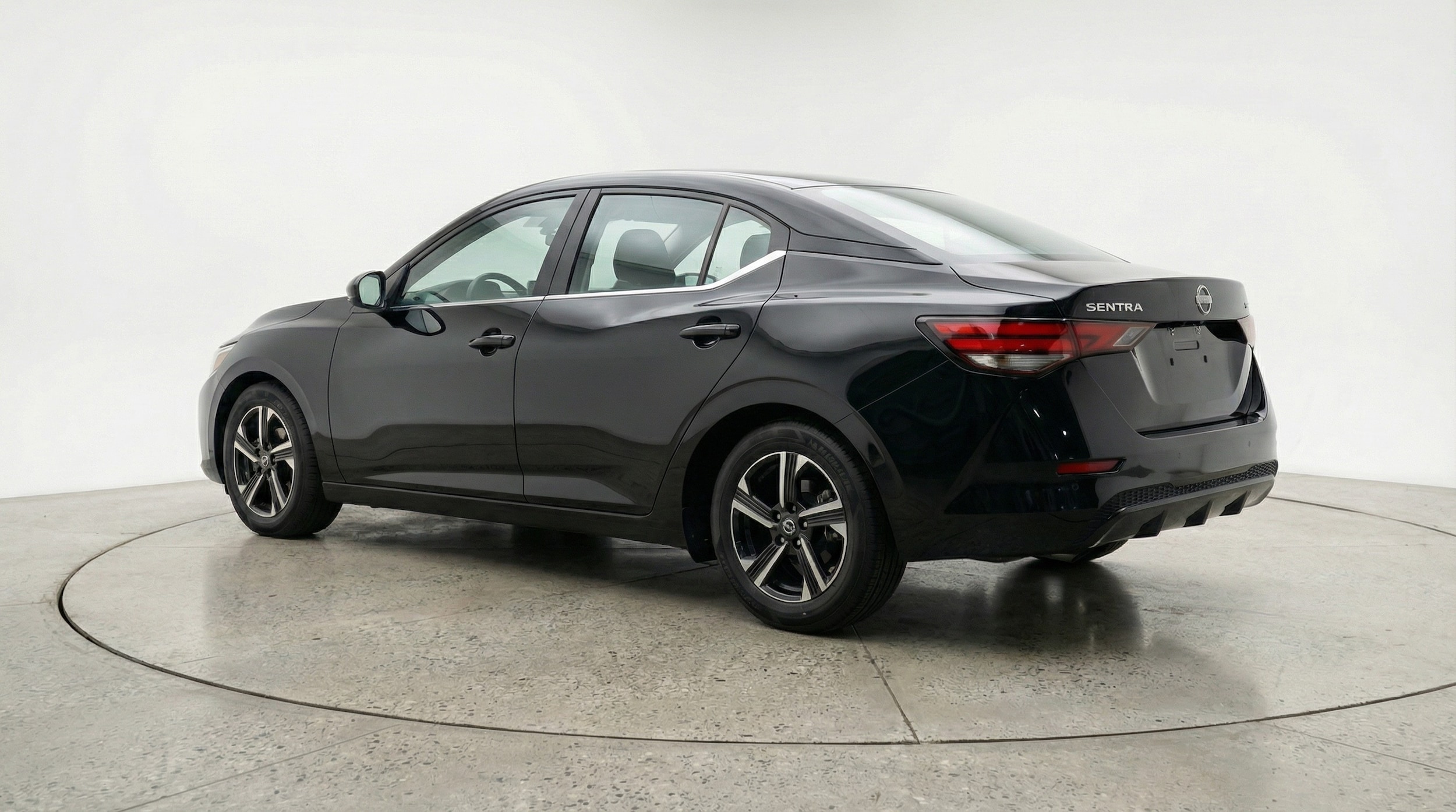 Thumbnail: 2025 Nissan Sentra - 5