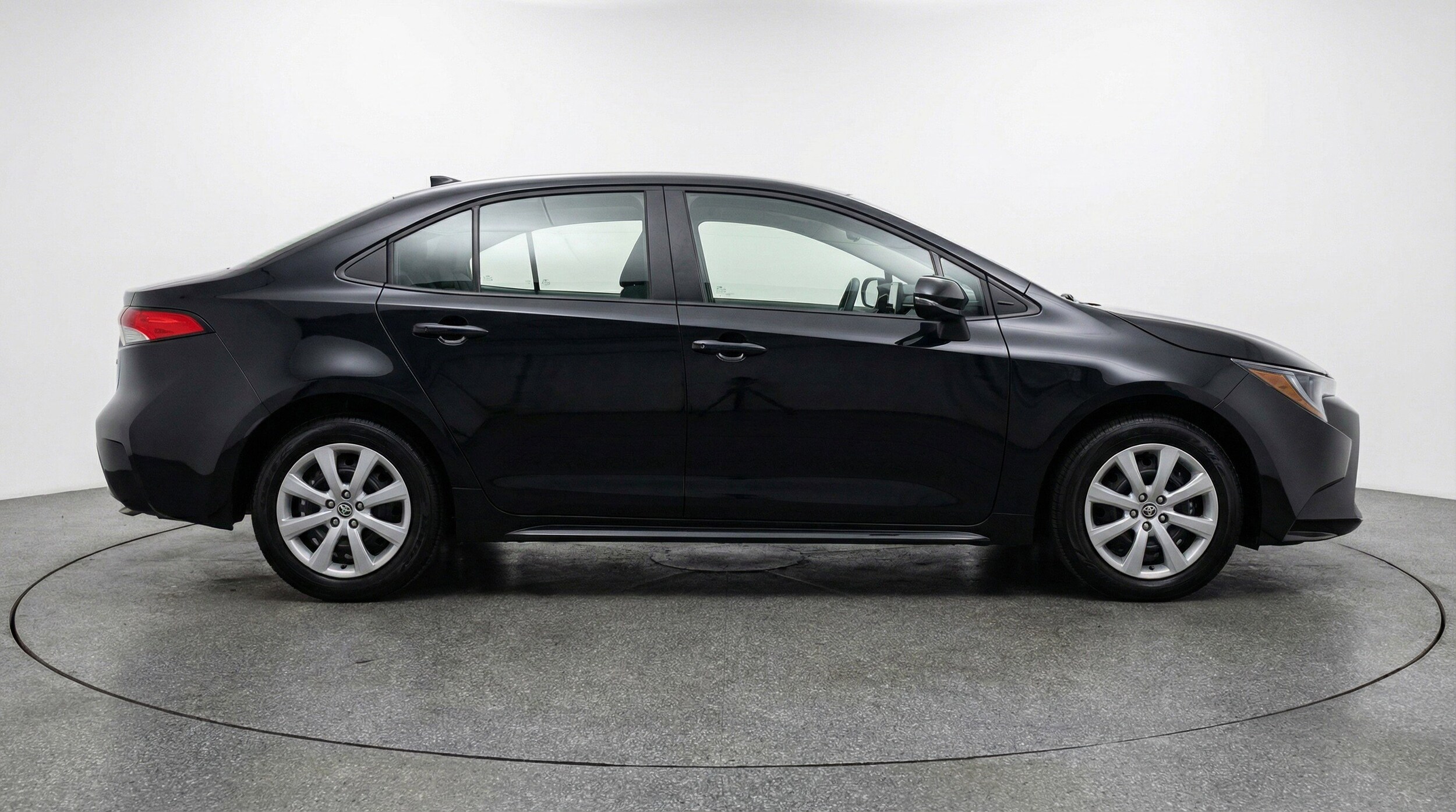 Thumbnail: 2025 Toyota Corolla - 11