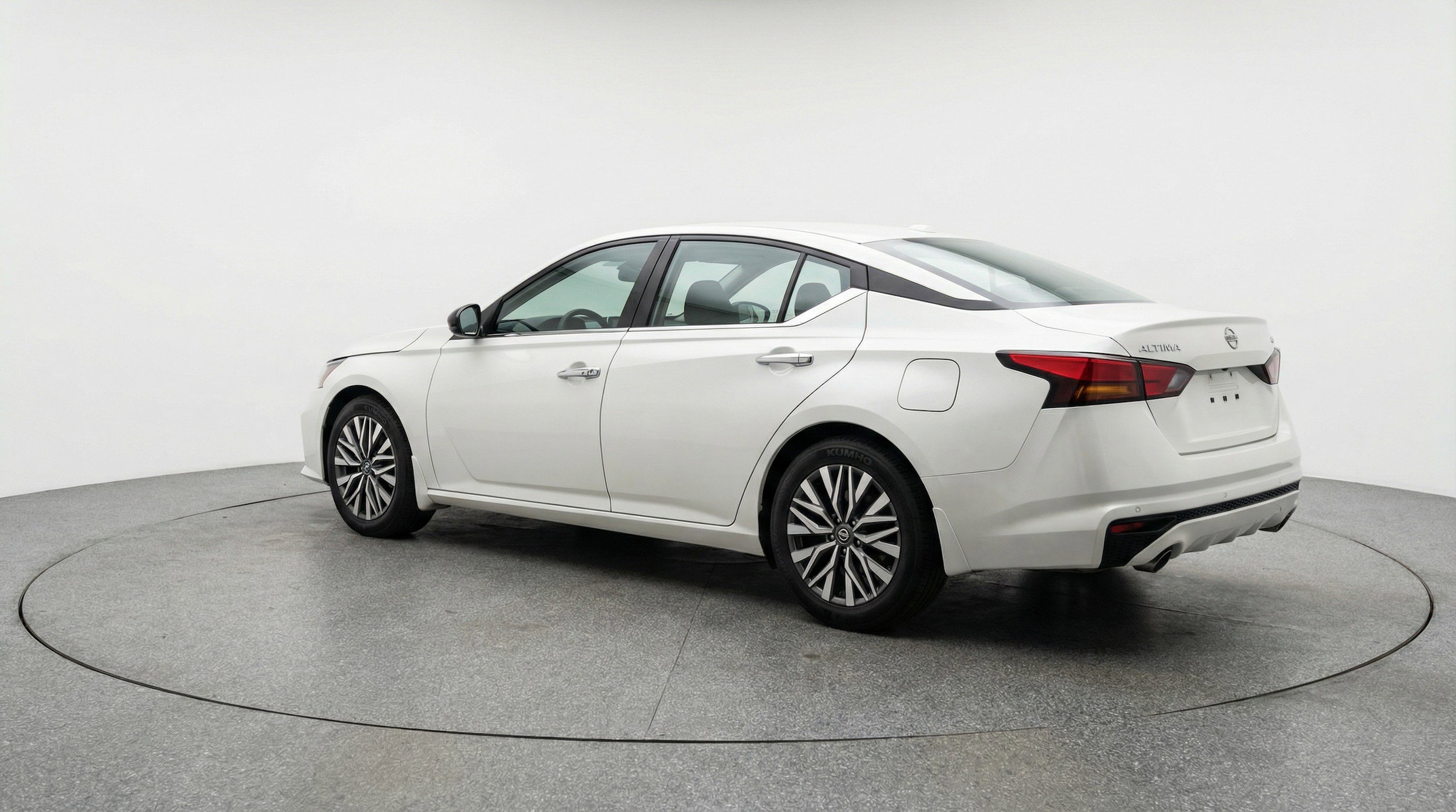 Thumbnail: 2025 Nissan Altima - 6