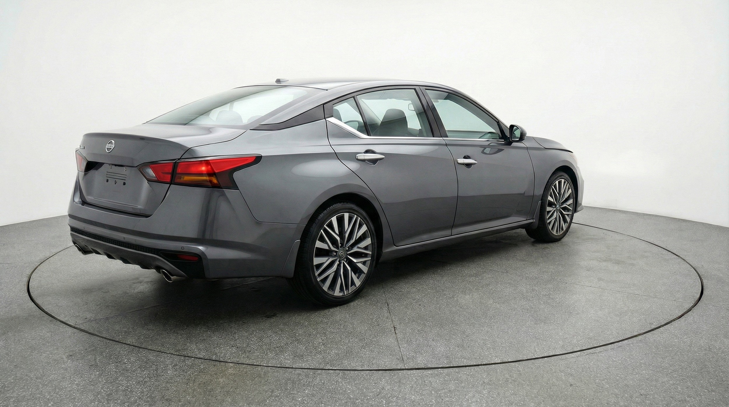 Thumbnail: 2025 Nissan Altima - 9