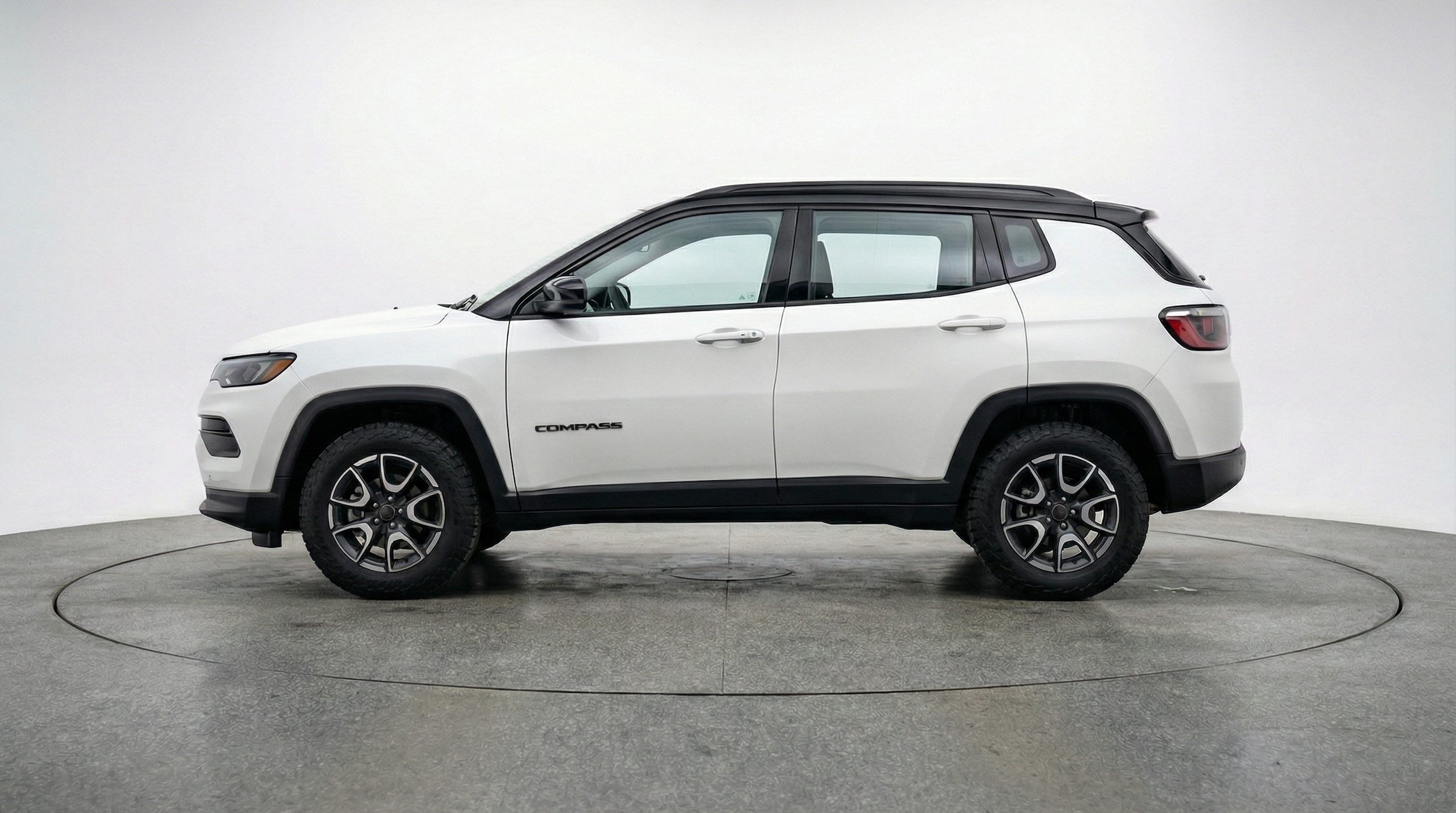 Thumbnail: 2025 Jeep Compass - 4