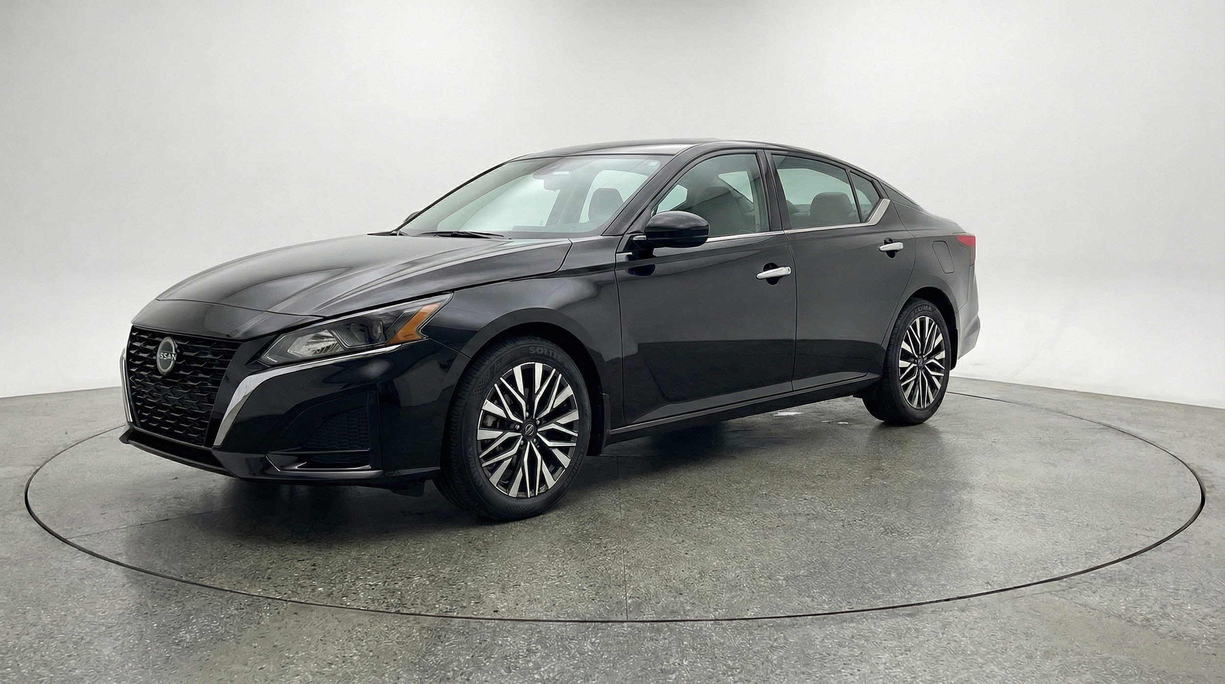 Thumbnail: 2025 Nissan Altima - 3