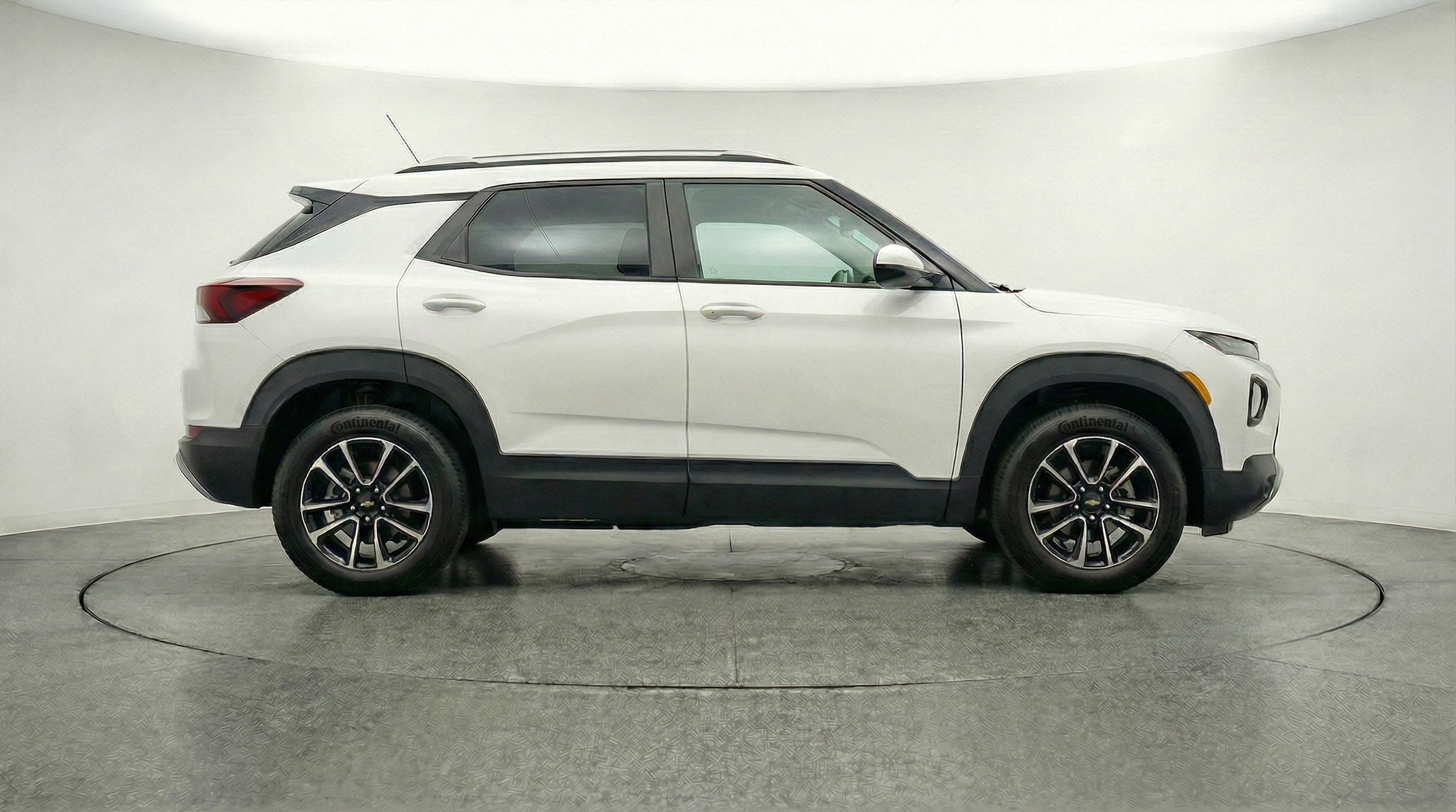 Thumbnail: 2025 Chevrolet TrailBlazer - 11