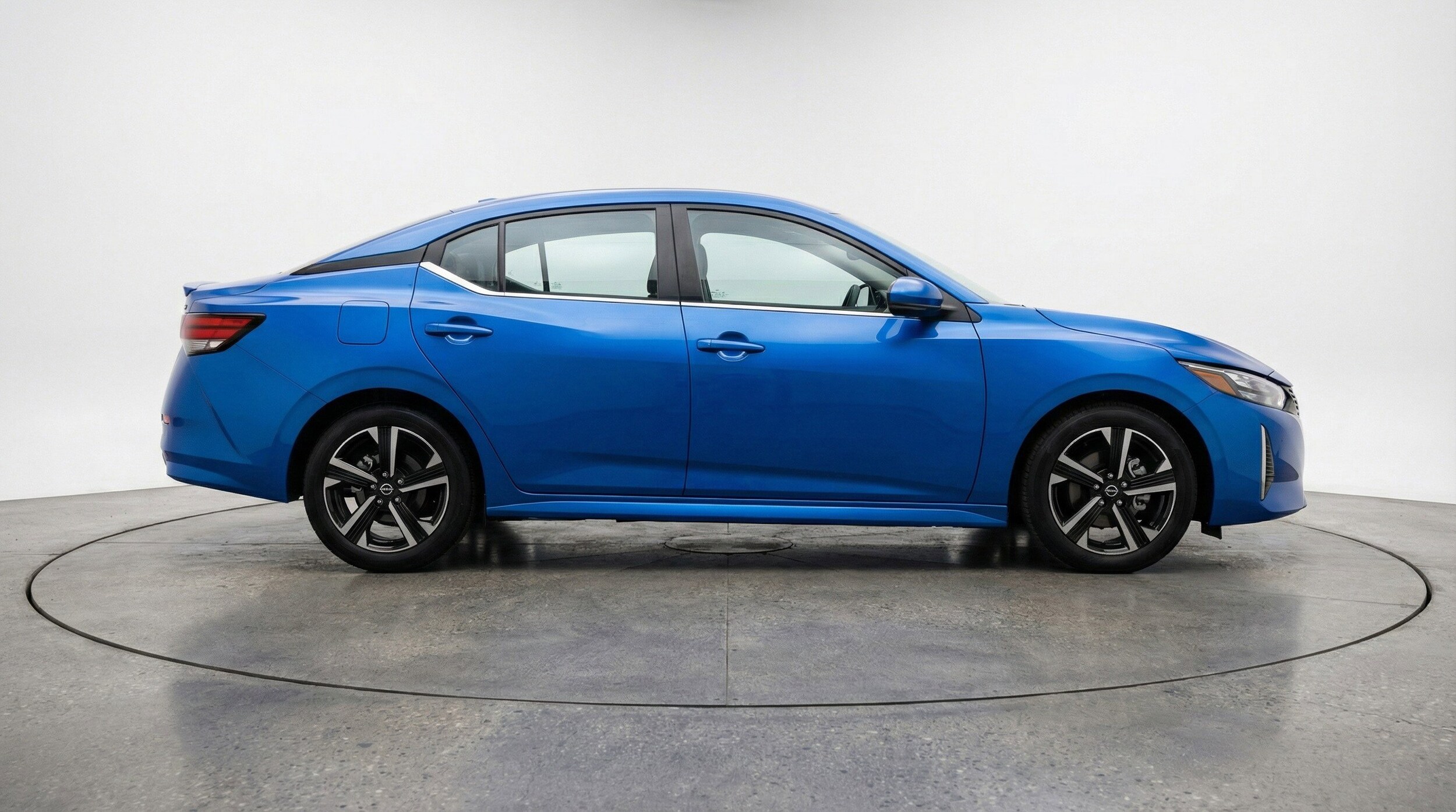 Thumbnail: 2025 Nissan Sentra - 11