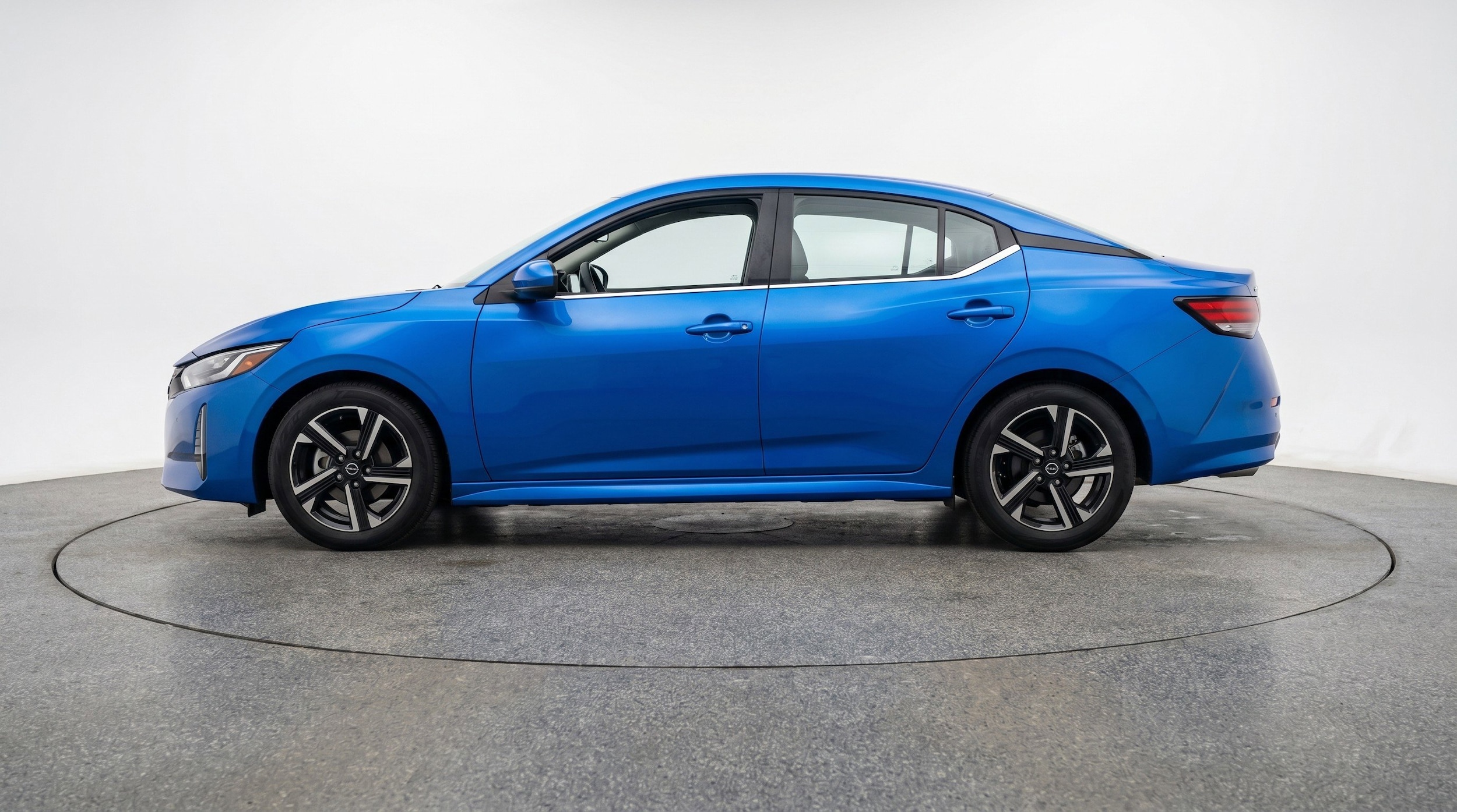 Thumbnail: 2025 Nissan Sentra - 5