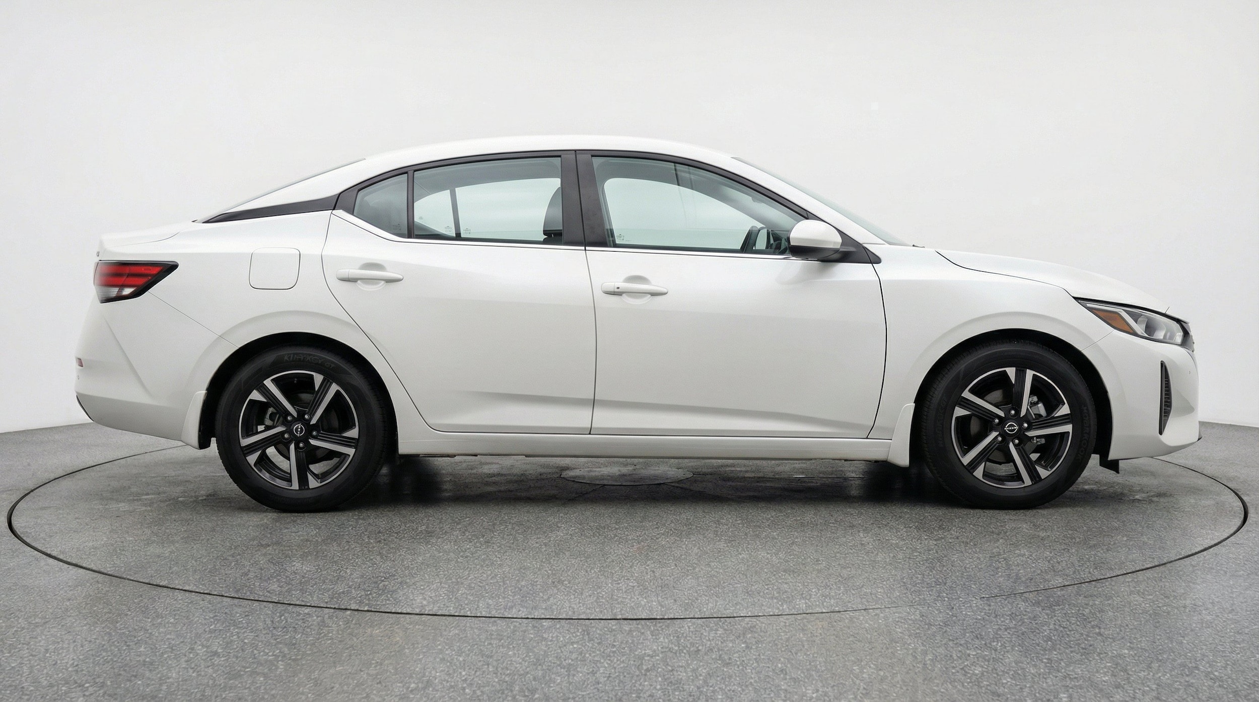 Thumbnail: 2025 Nissan Sentra - 11
