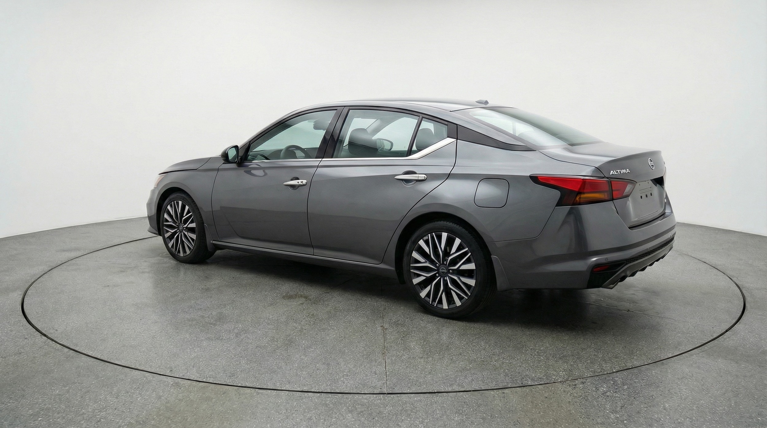 Thumbnail: 2025 Nissan Altima - 5