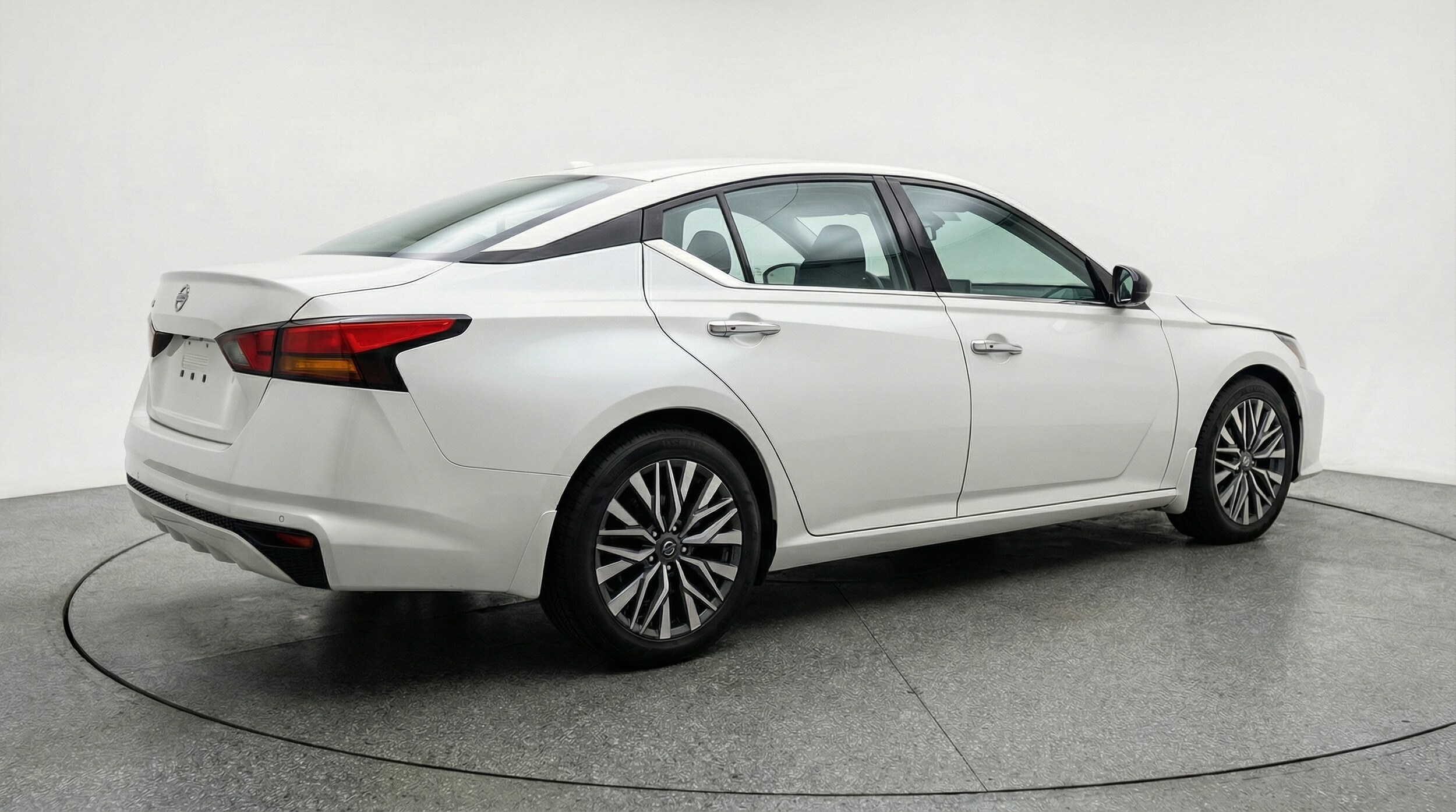 Thumbnail: 2025 Nissan Altima - 7