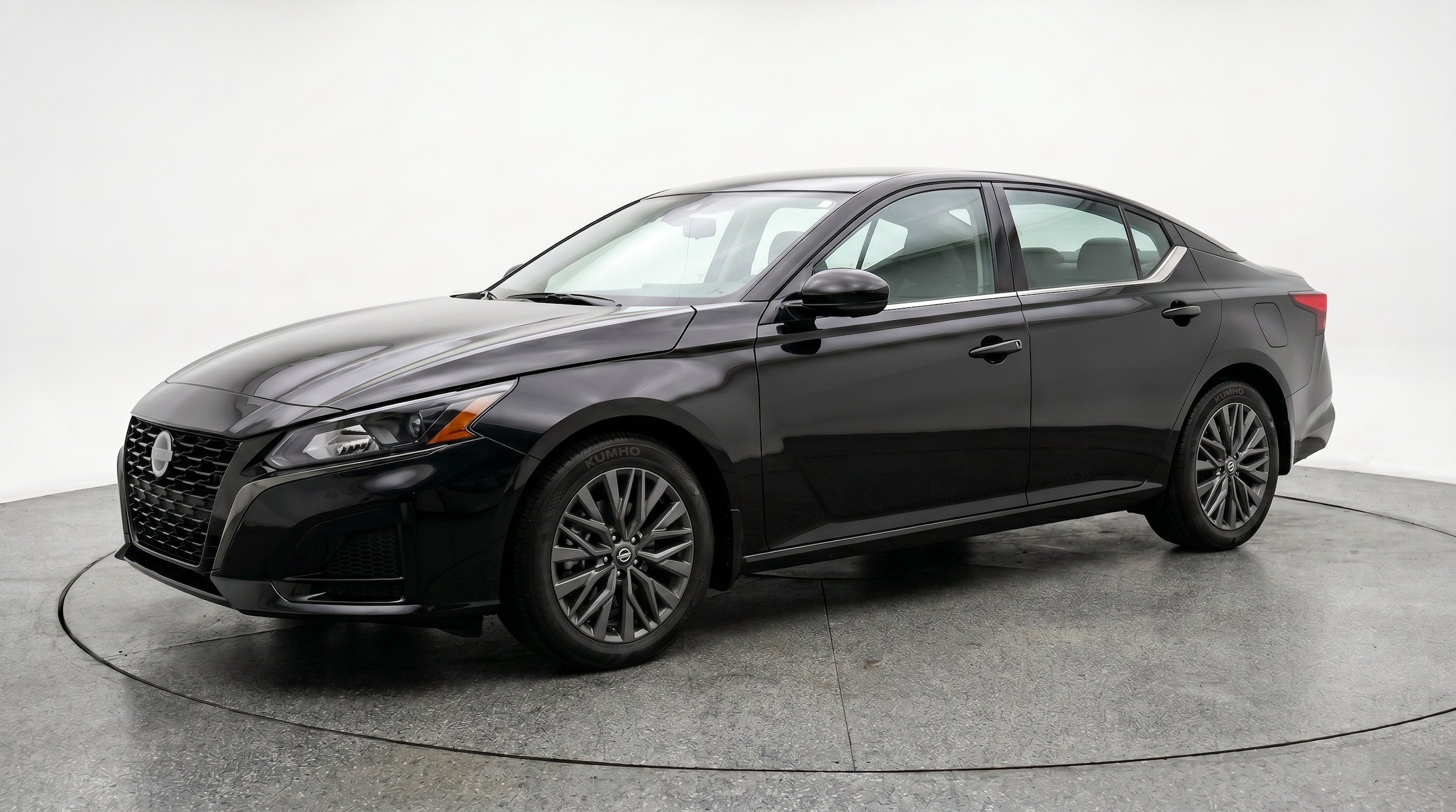 Thumbnail: 2026 Nissan Altima - 3