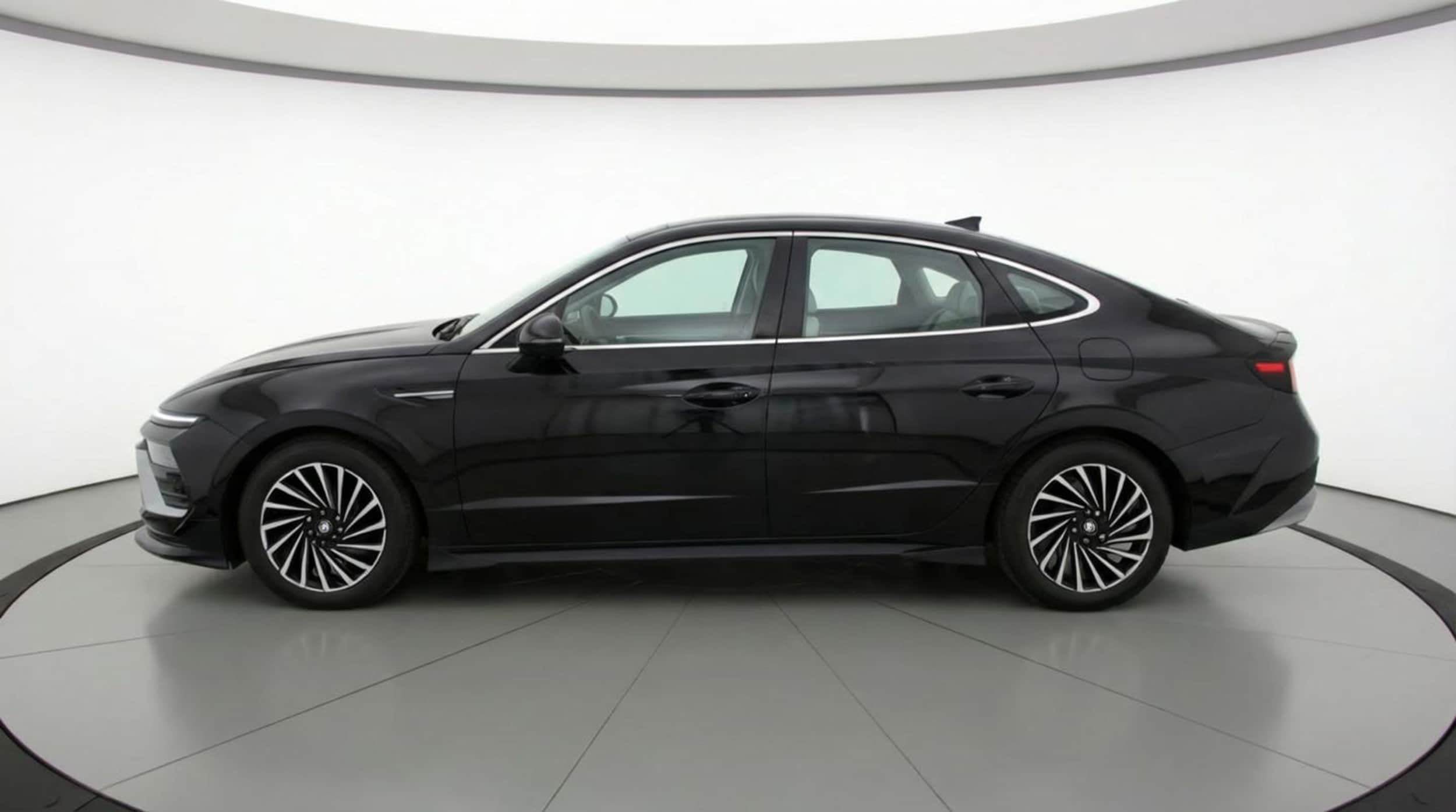 Thumbnail: 2025 Hyundai Sonata - 4