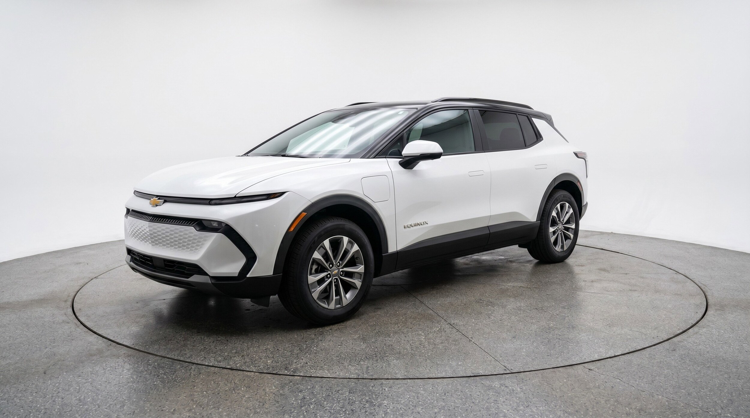 Thumbnail: 2025 Chevrolet Equinox - 3