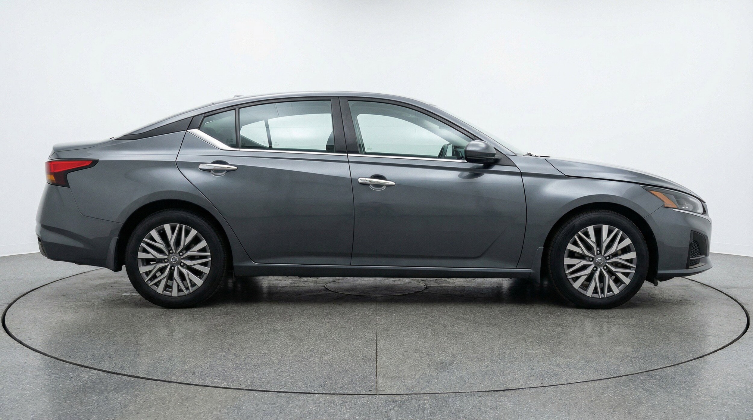 Thumbnail: 2025 Nissan Altima - 11