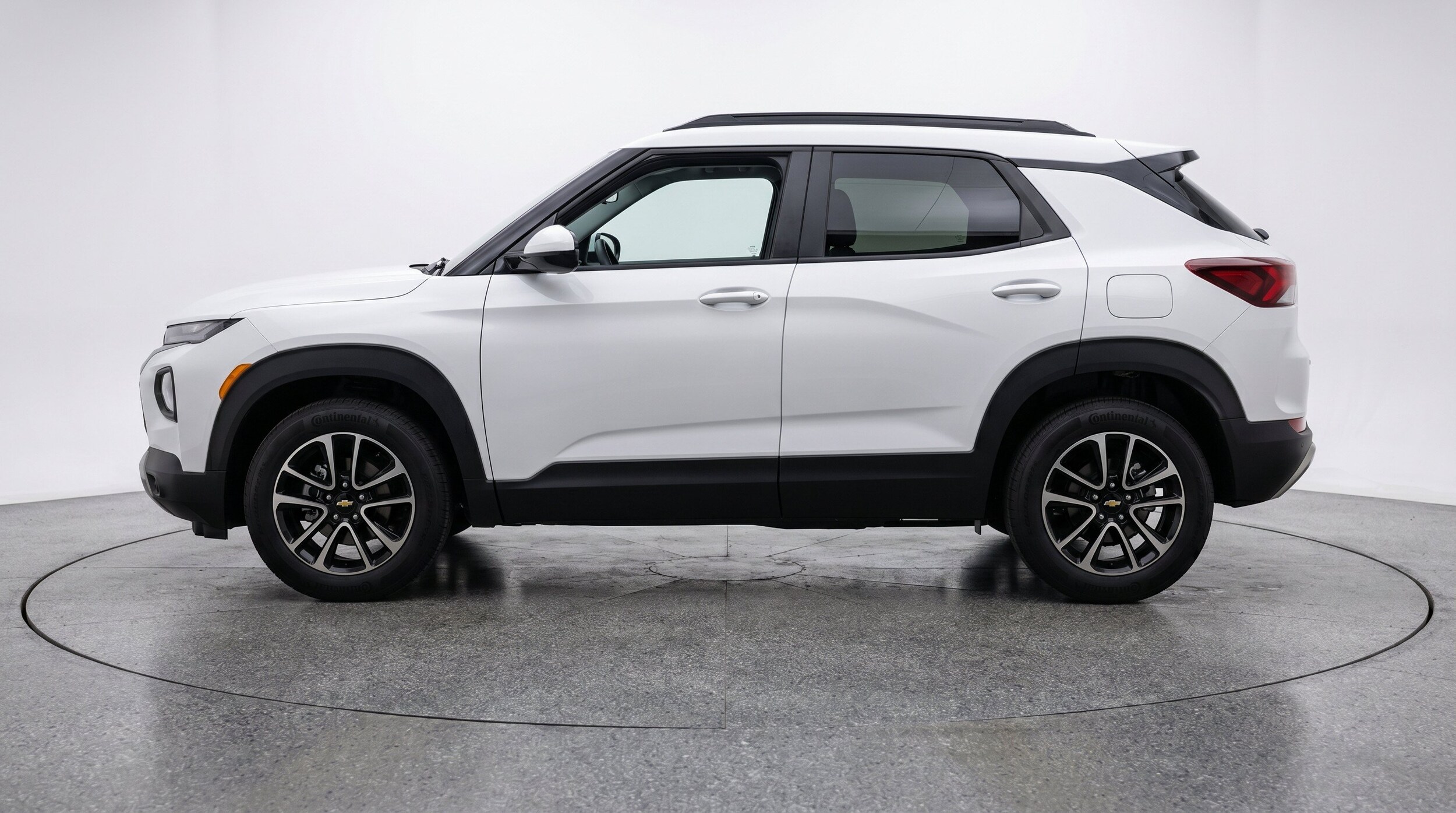 Thumbnail: 2025 Chevrolet TrailBlazer - 5