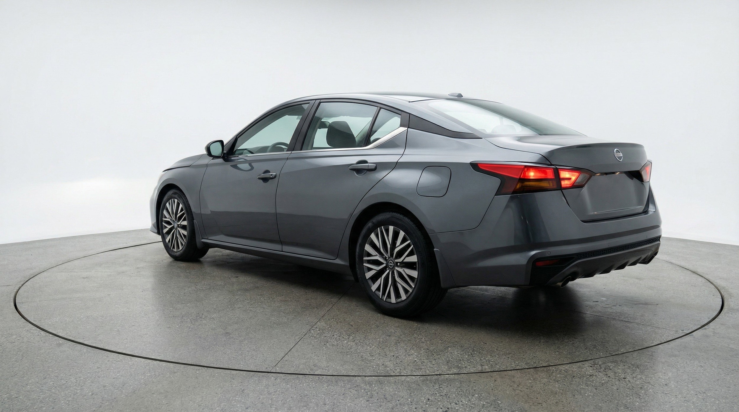 Thumbnail: 2025 Nissan Altima - 6