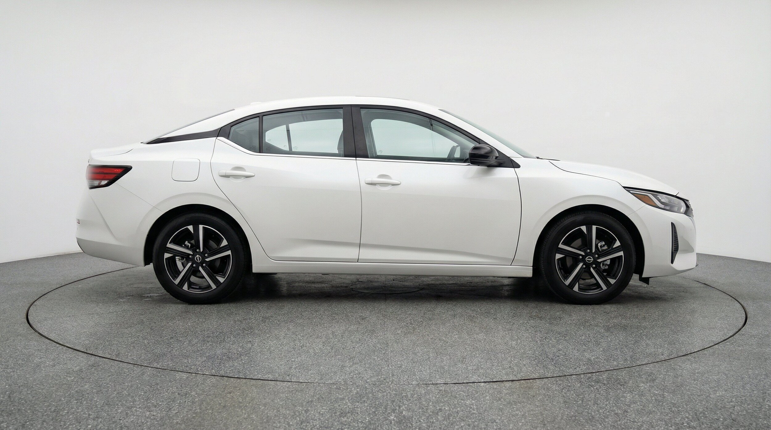 Thumbnail: 2025 Nissan Sentra - 11