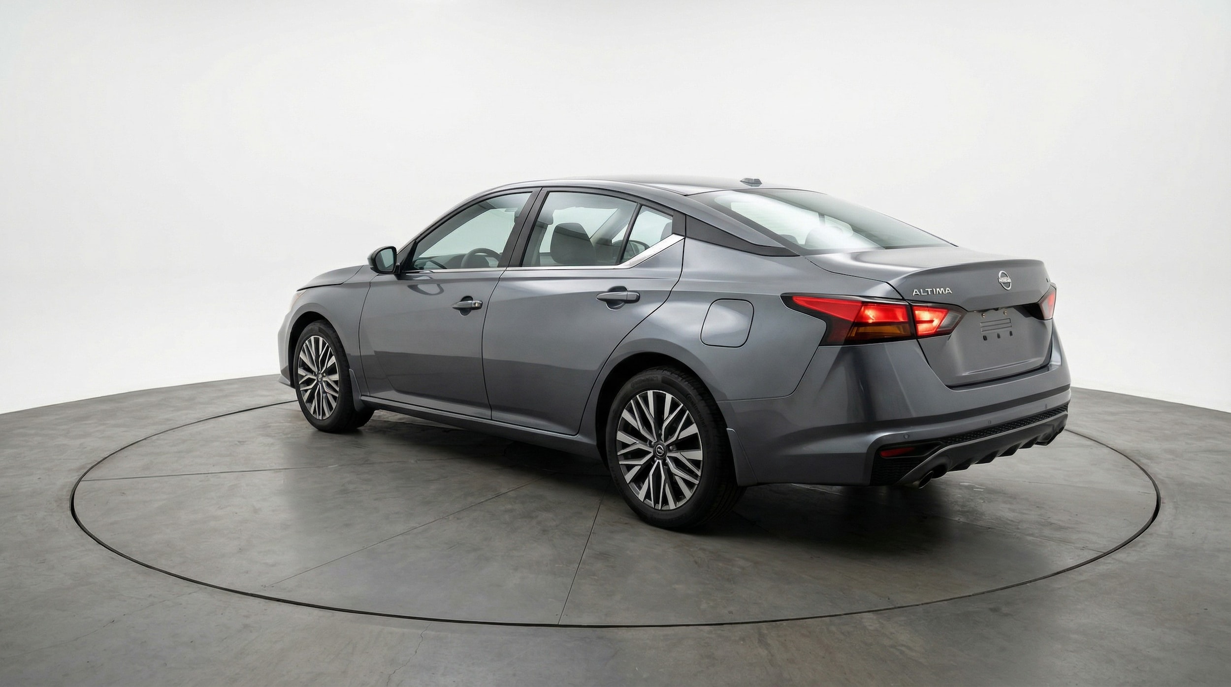 Thumbnail: 2025 Nissan Altima - 5