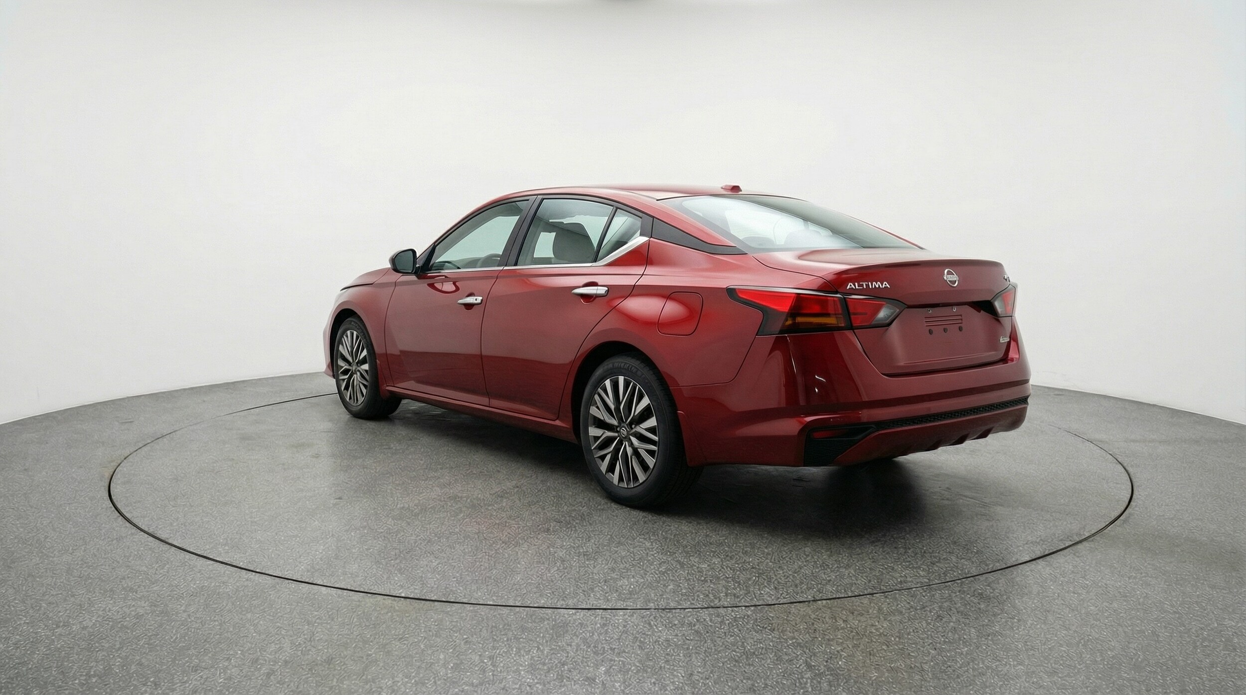 Thumbnail: 2025 Nissan Altima - 5