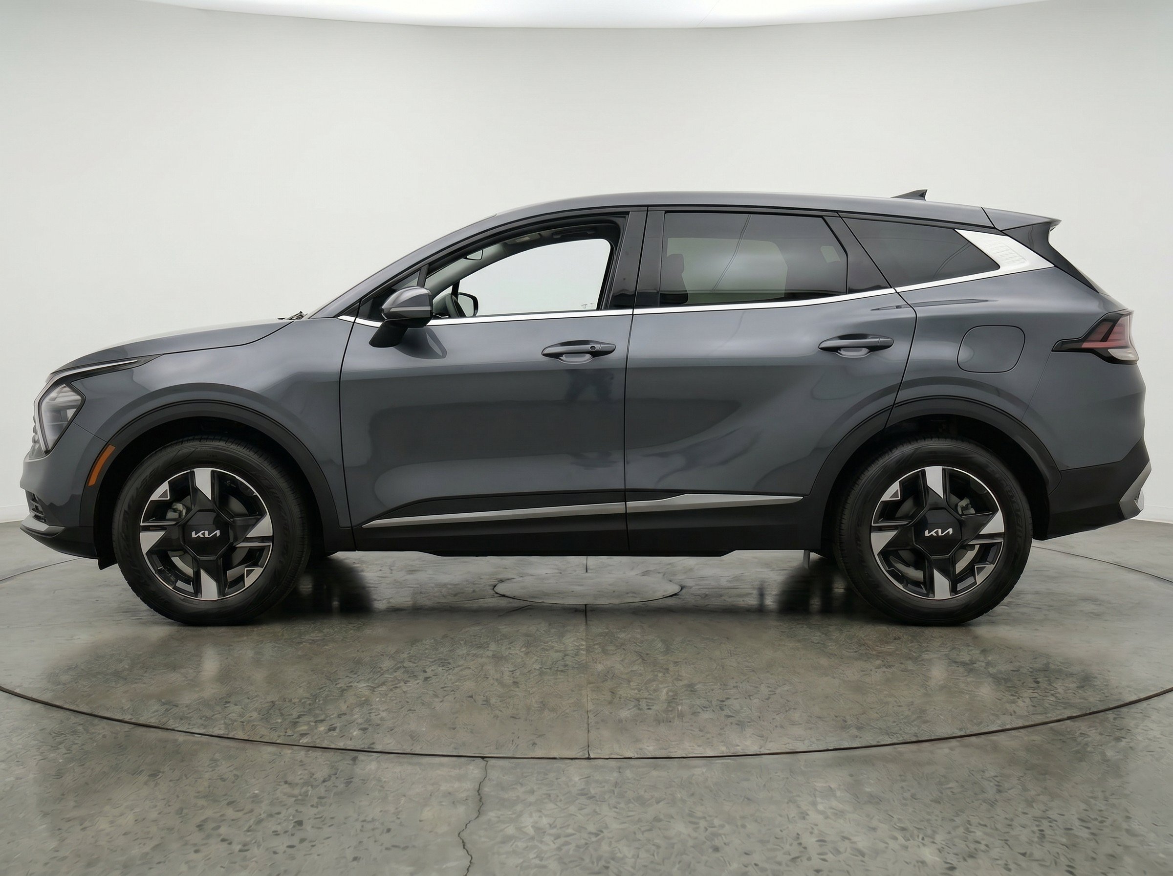 Thumbnail: 2026 Kia Sportage - 5
