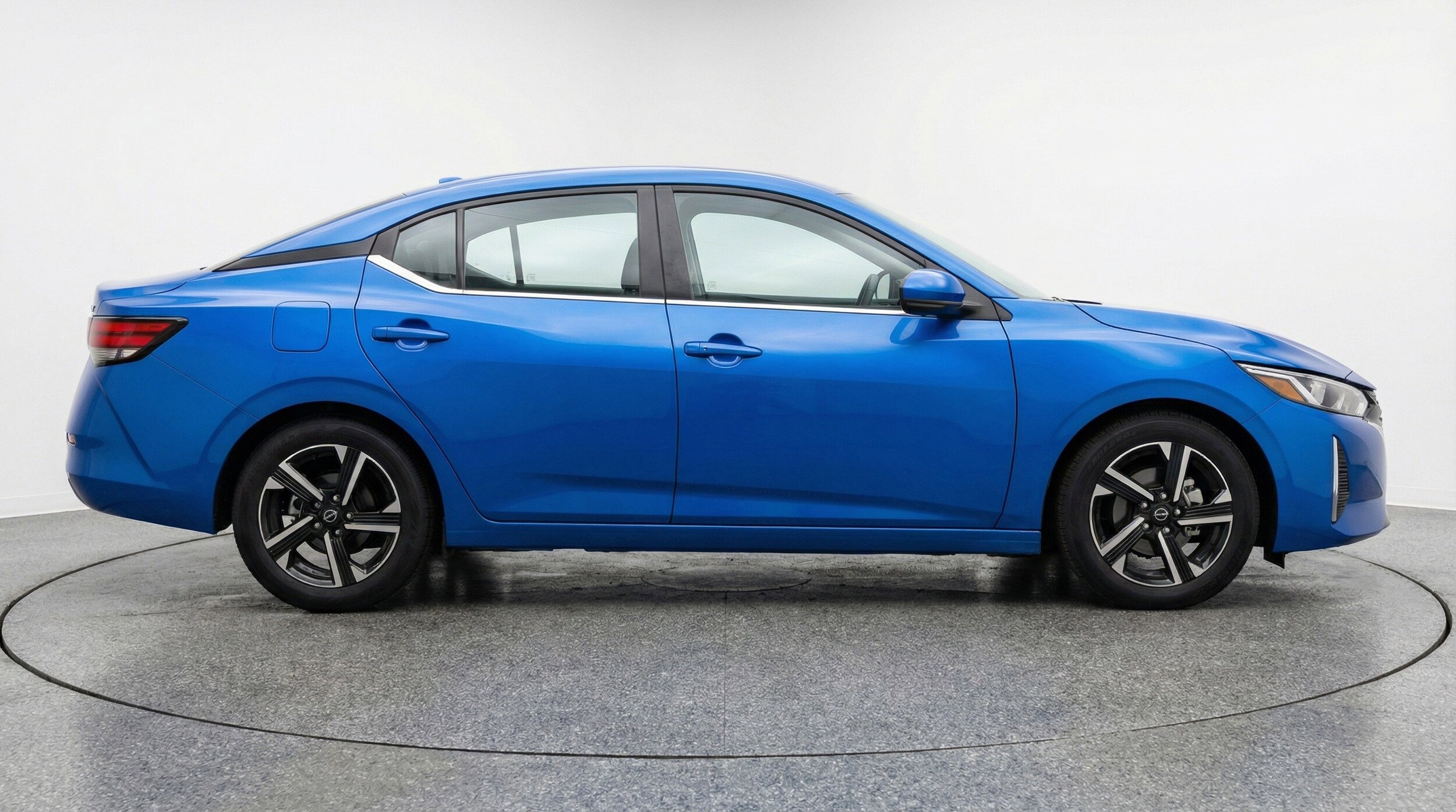 Thumbnail: 2025 Nissan Sentra - 11