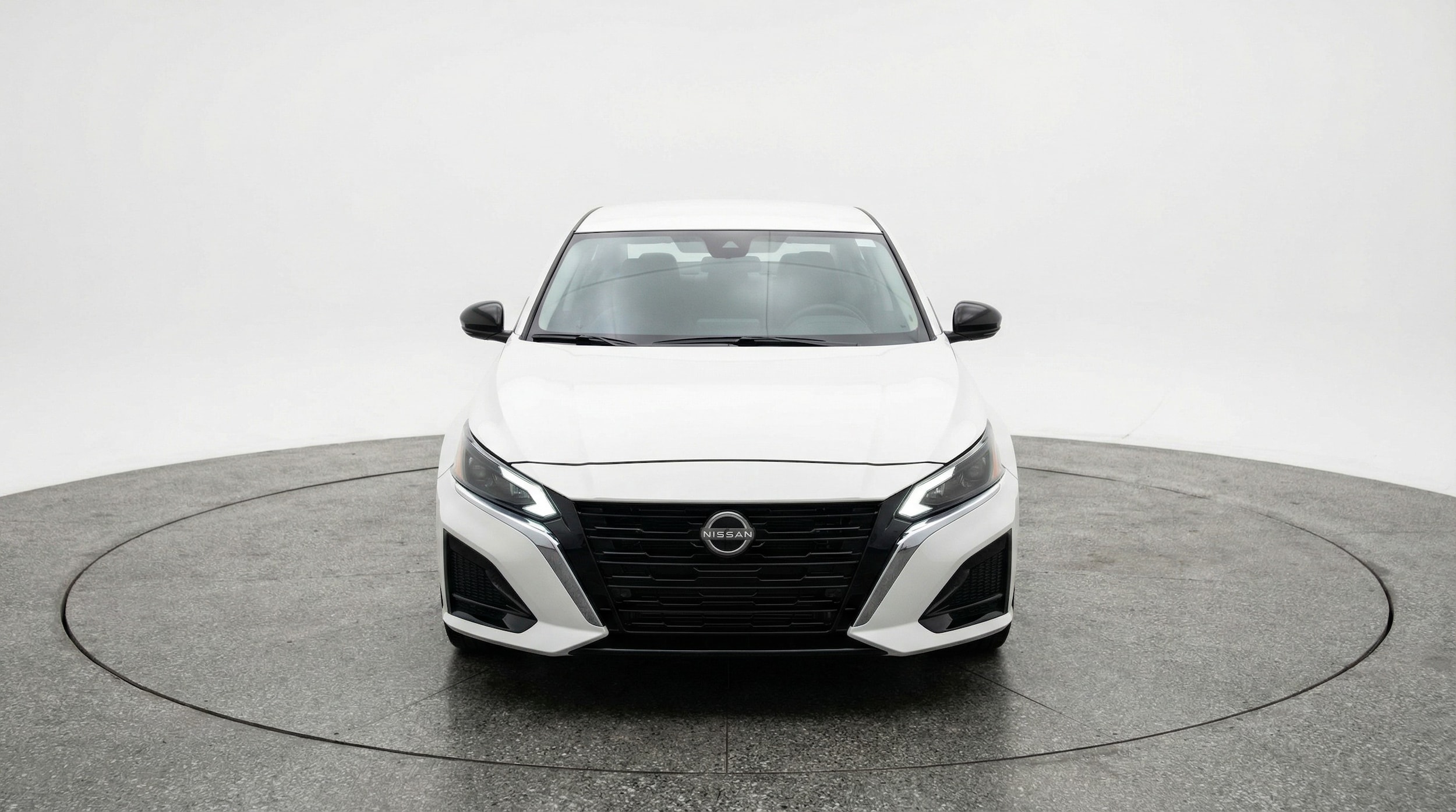 Thumbnail: 2025 Nissan Altima - 2