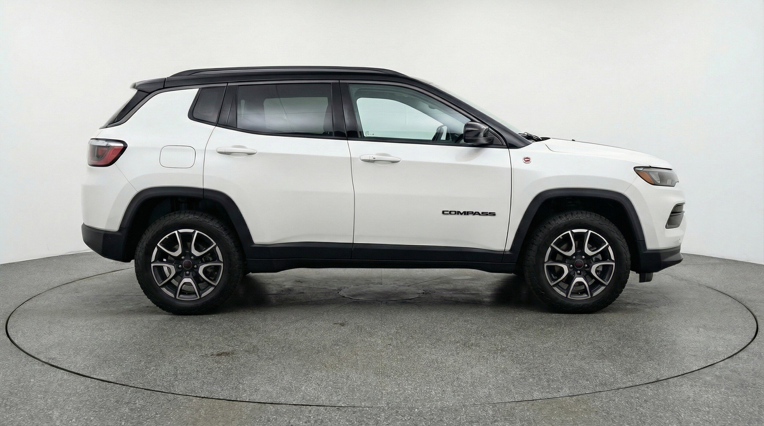 Thumbnail: 2025 Jeep Compass - 11