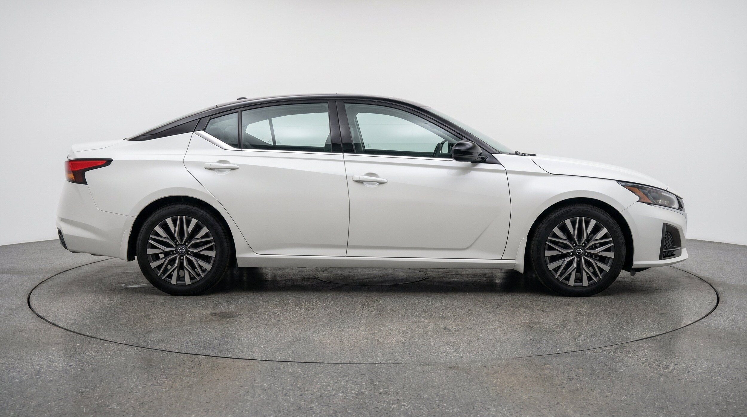 Thumbnail: 2026 Nissan Altima - 10