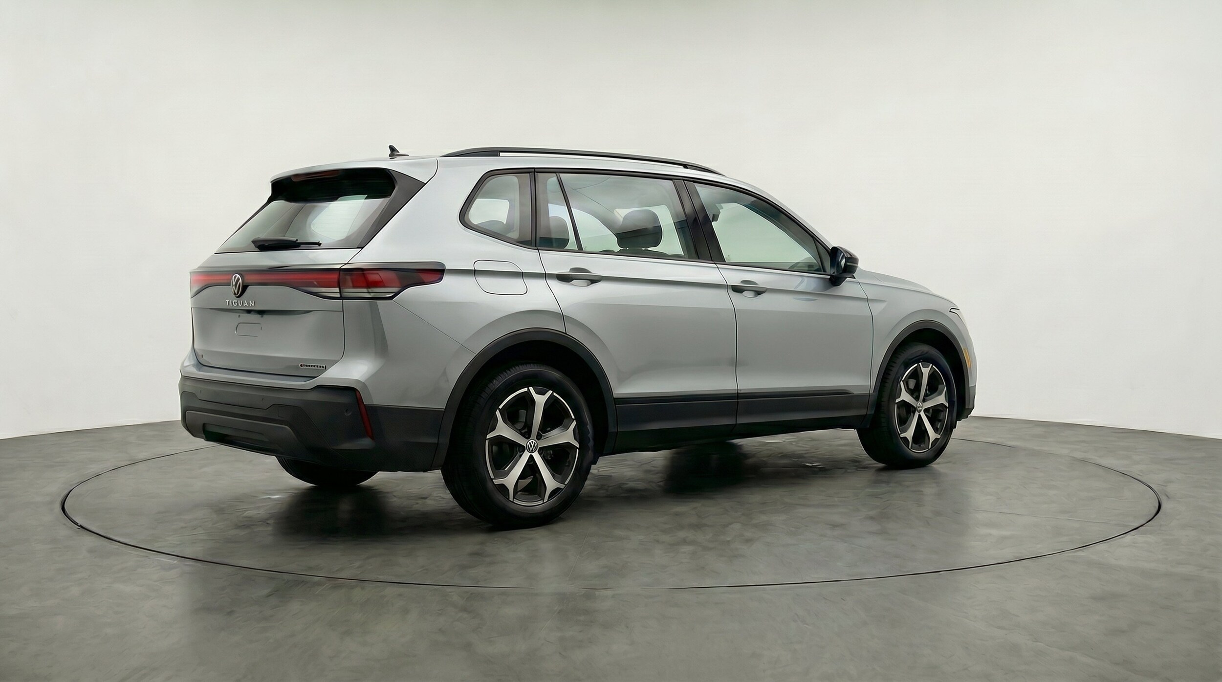 Thumbnail: 2026 Volkswagen Tiguan - 9