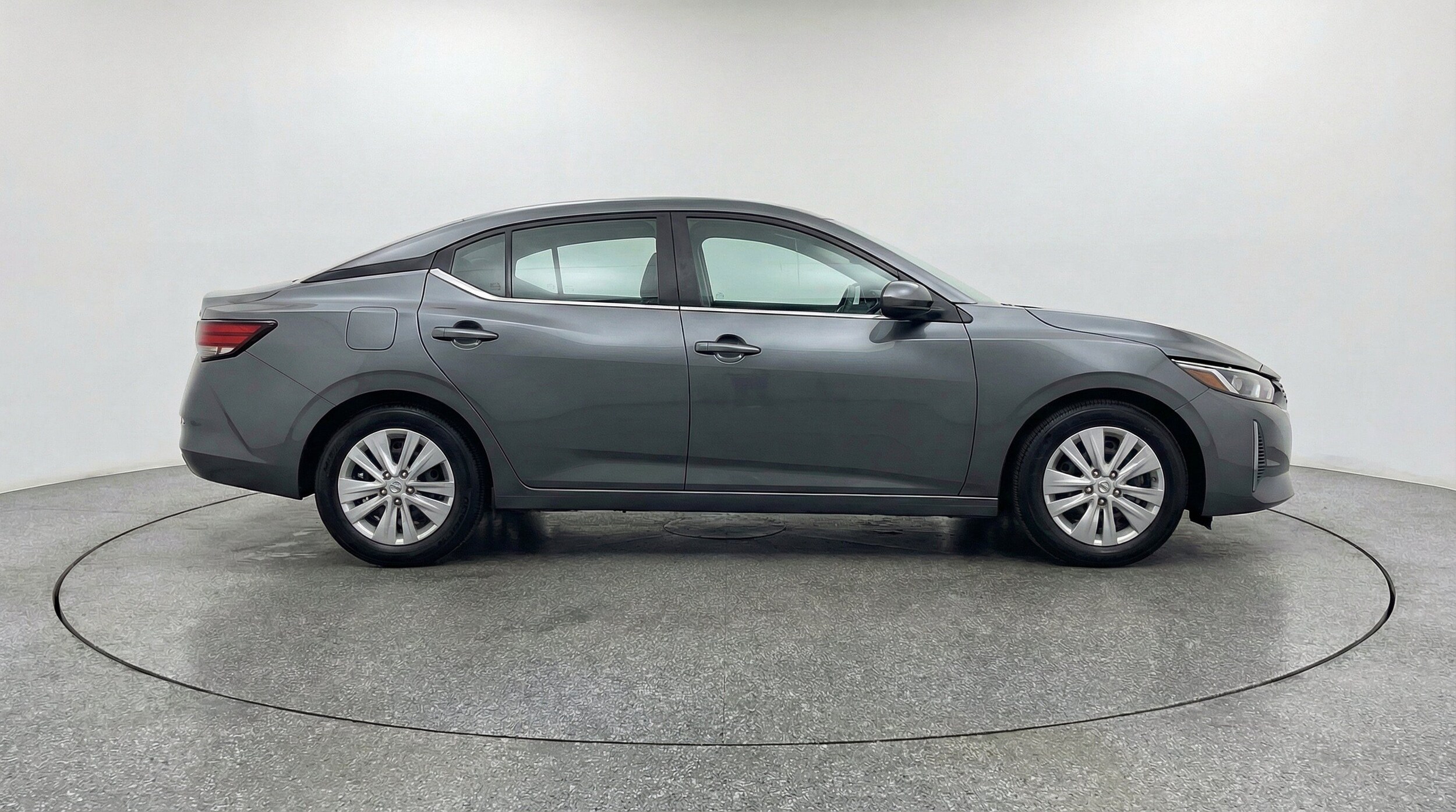 Thumbnail: 2025 Nissan Sentra - 11