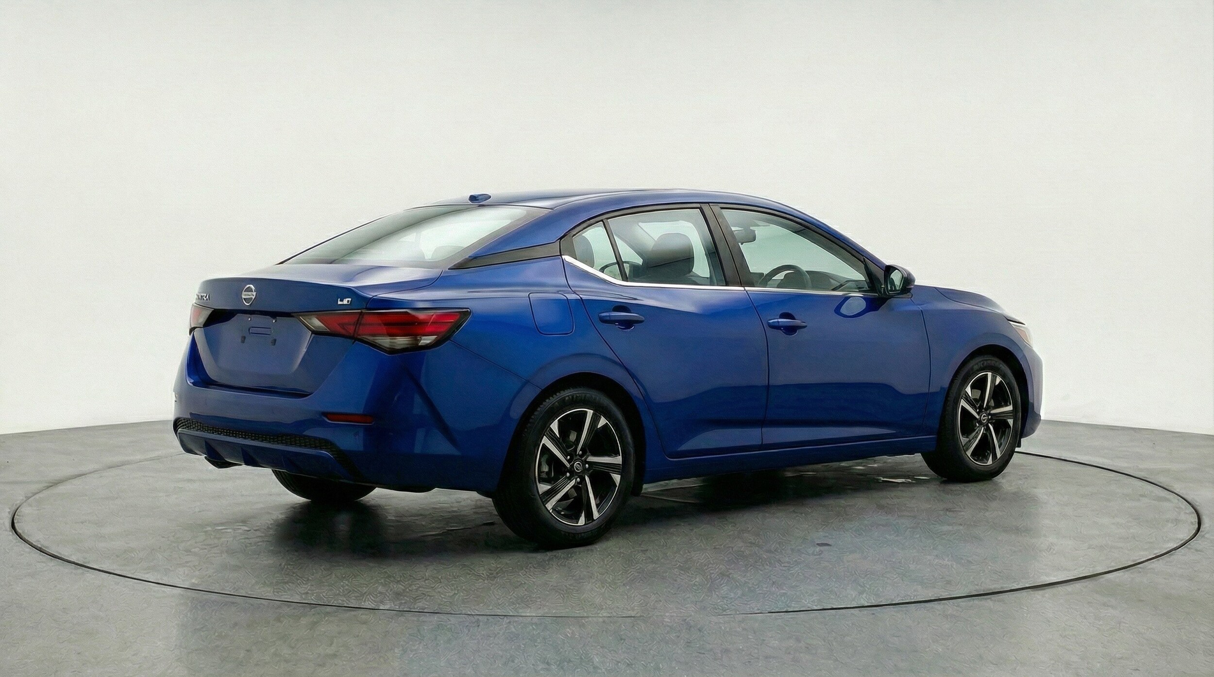 Thumbnail: 2025 Nissan Sentra - 9