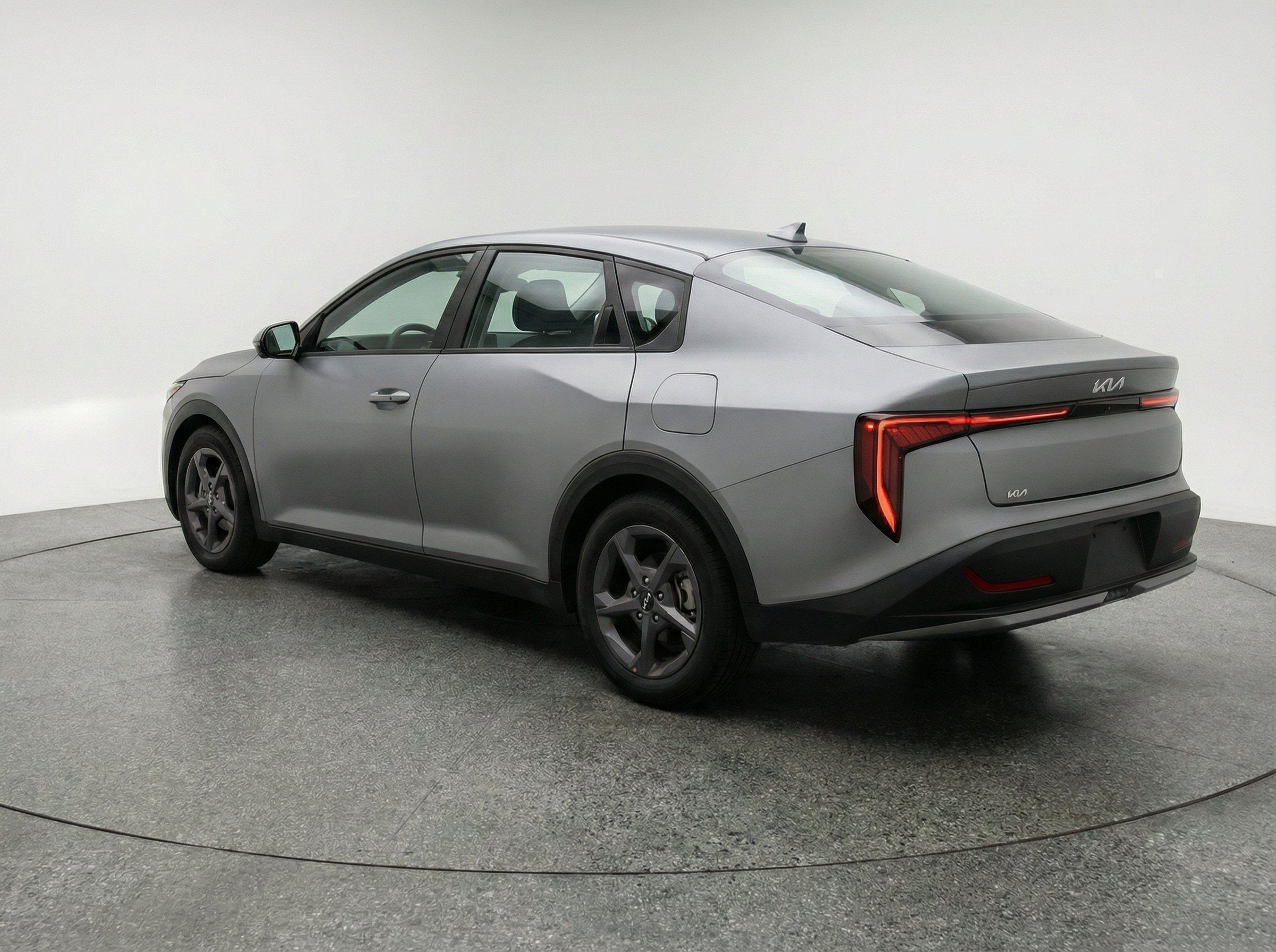 2025 Kia K4 LXS - Photo 6