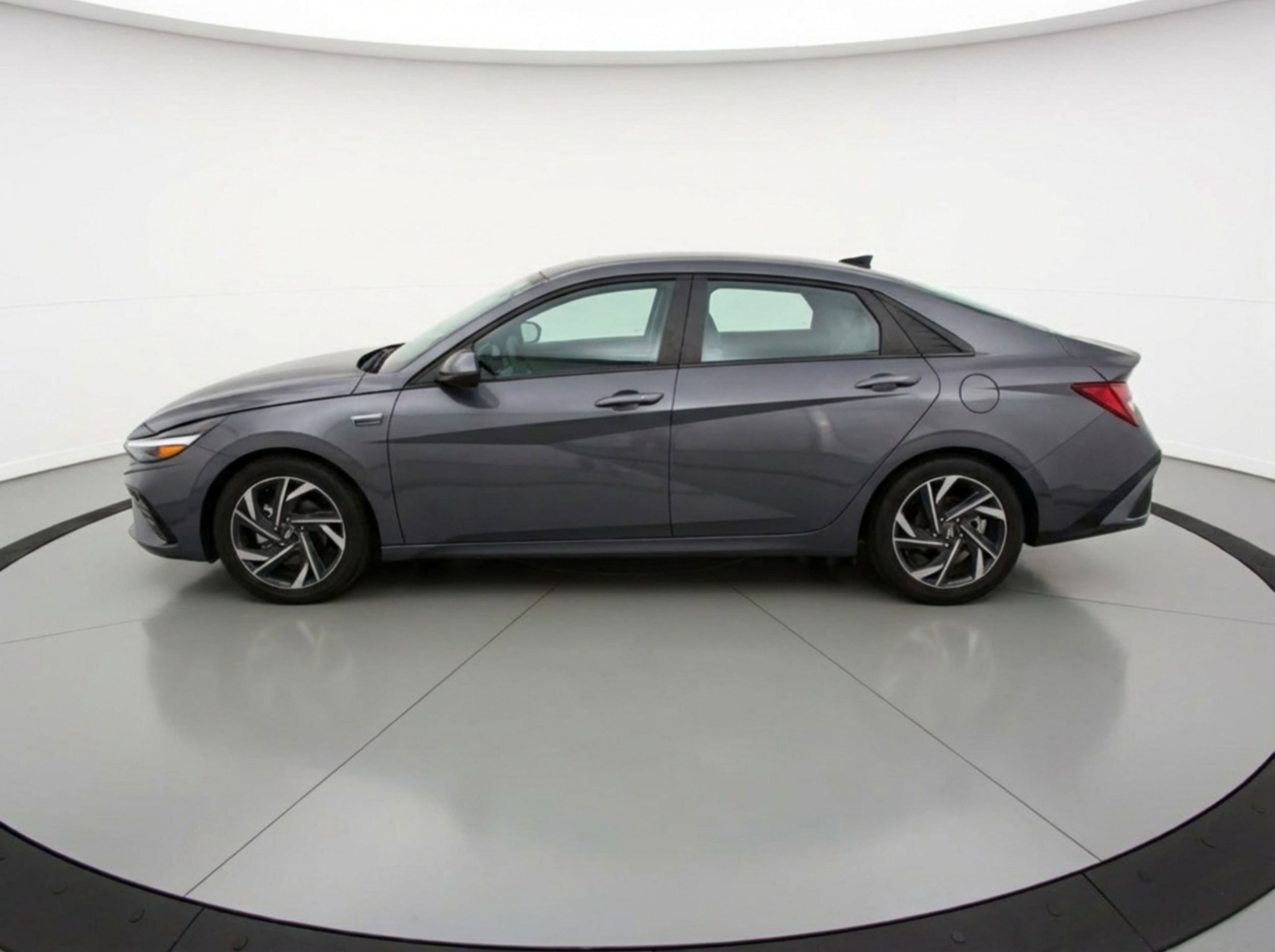 Thumbnail: 2025 Hyundai Elantra - 5