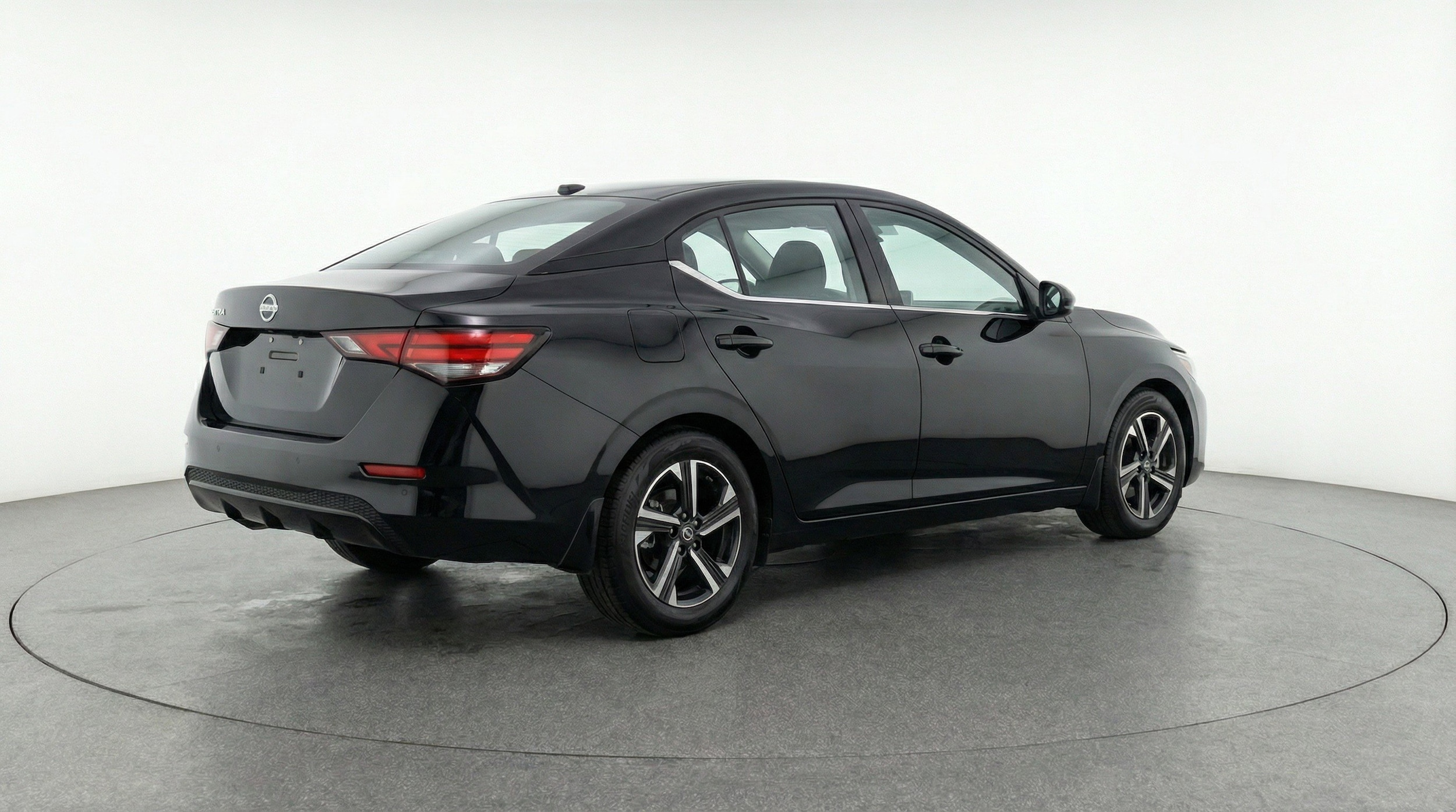 Thumbnail: 2025 Nissan Sentra - 9