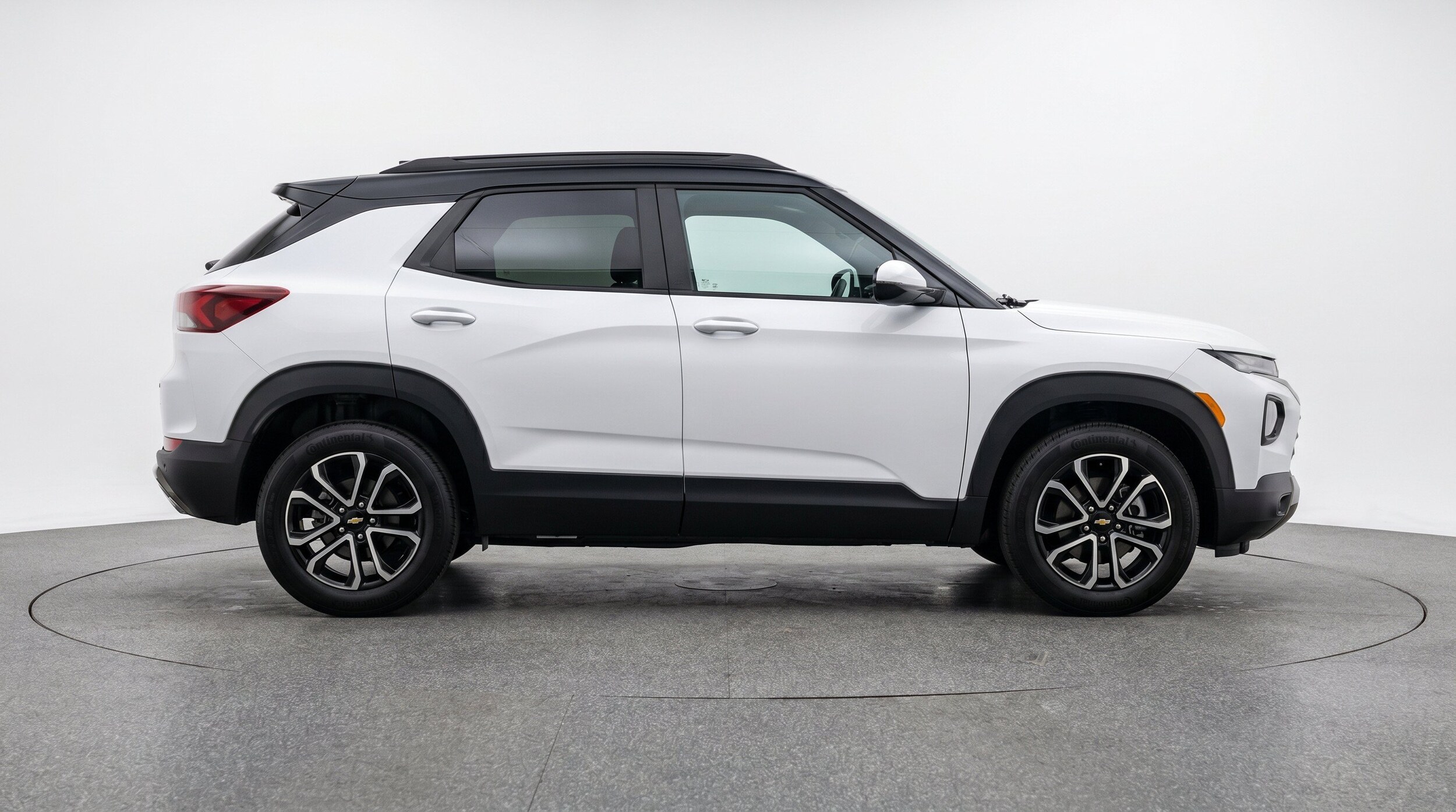 Thumbnail: 2025 Chevrolet TrailBlazer - 11