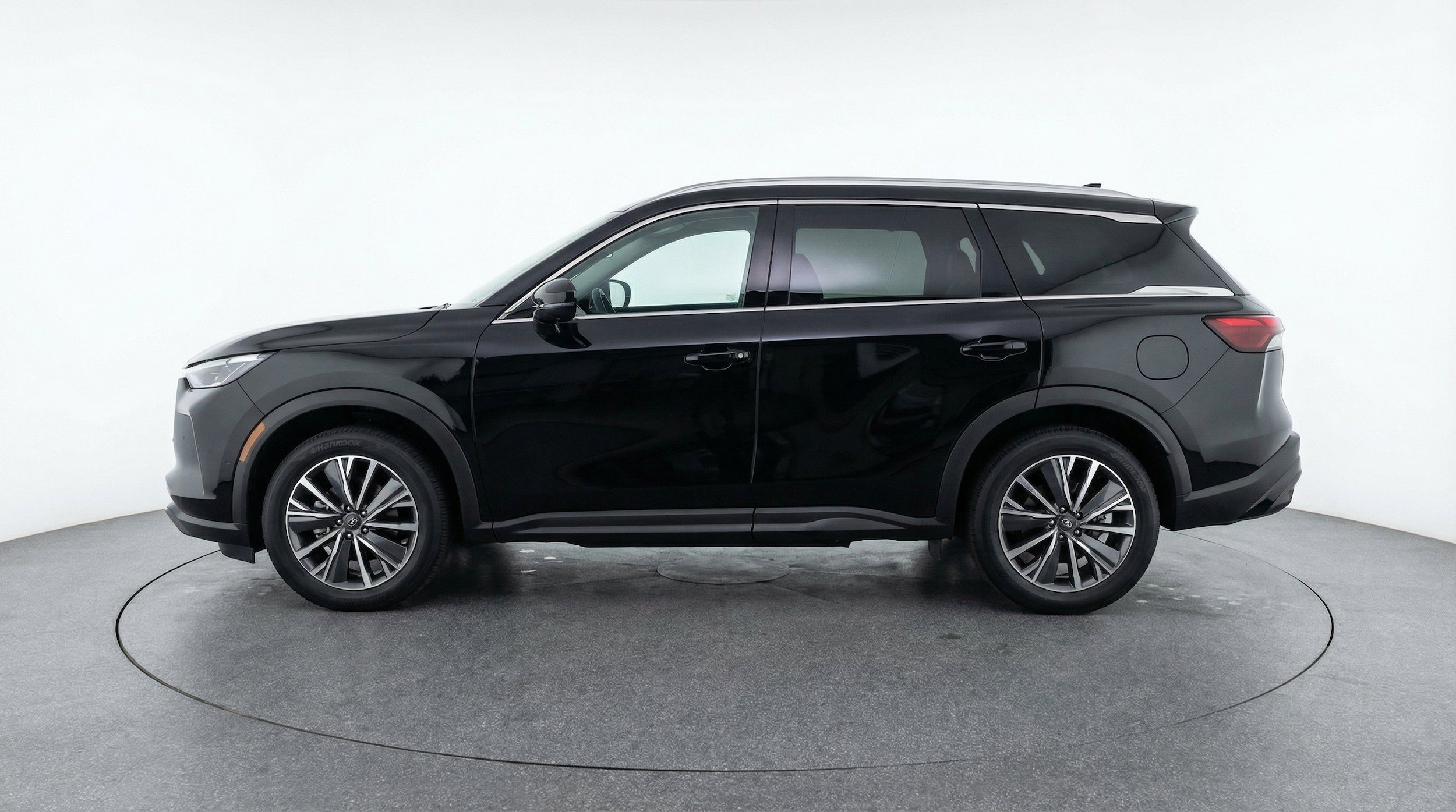 Thumbnail: 2026 INFINITI QX60 - 5