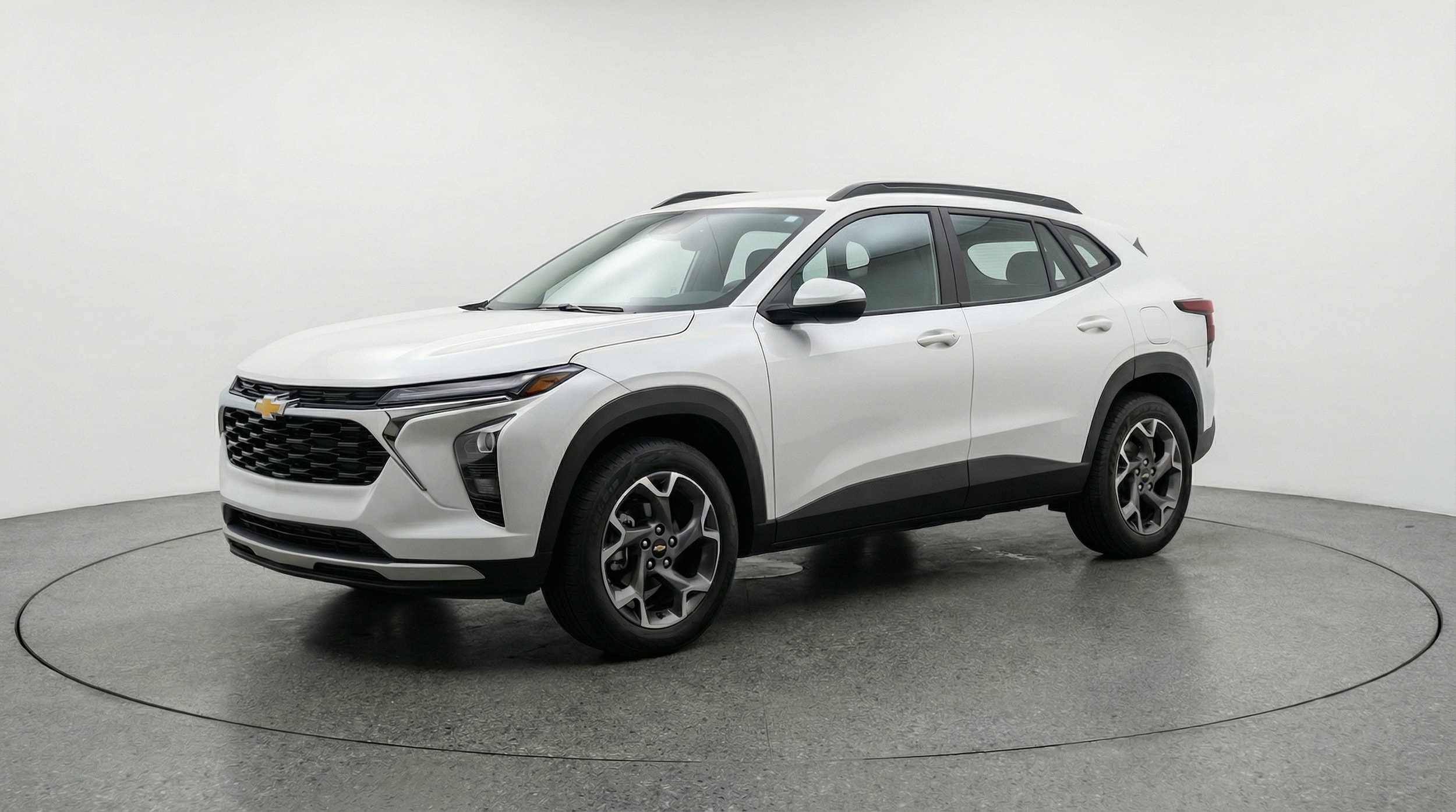 Thumbnail: 2025 Chevrolet Trax - 3