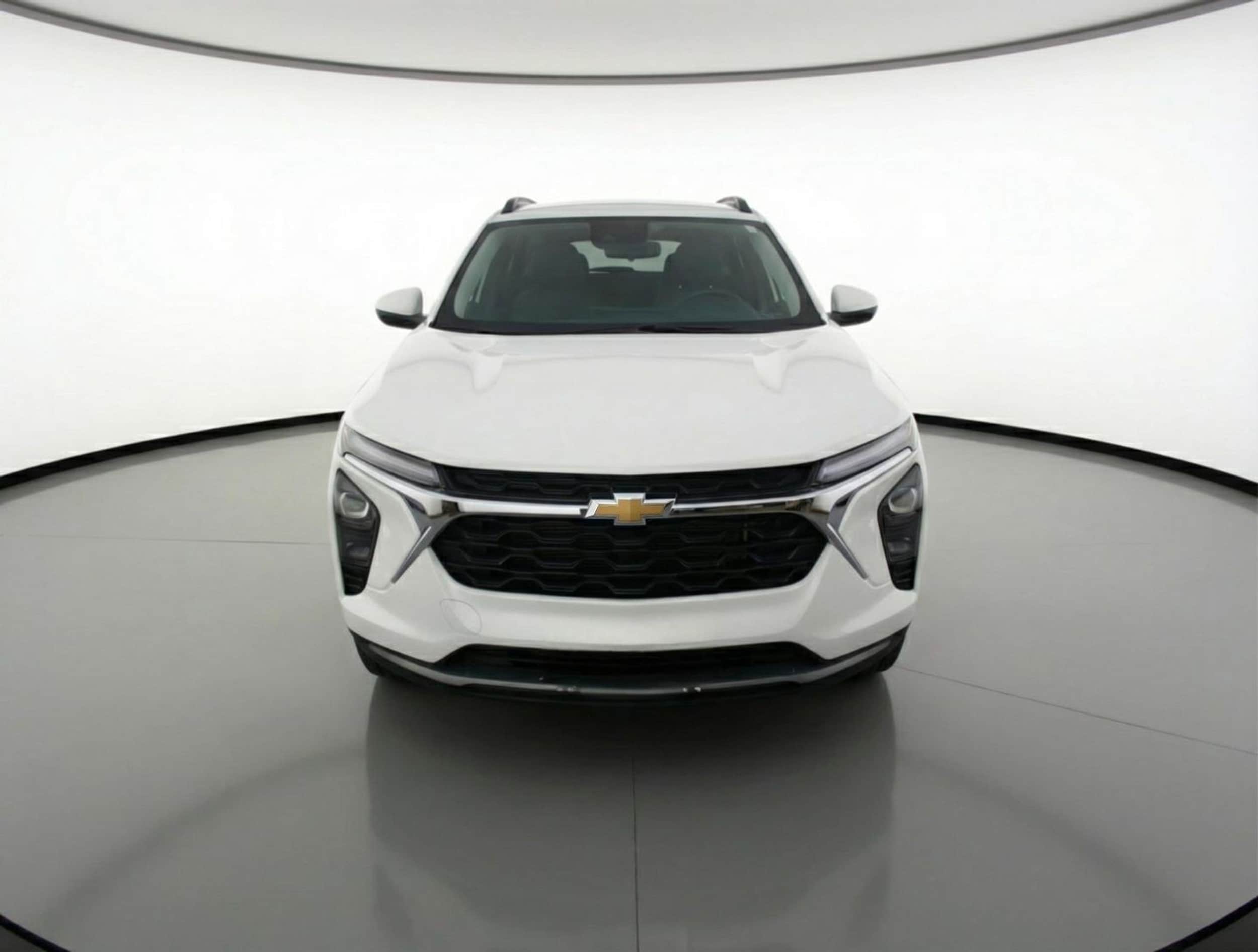 Thumbnail: 2025 Chevrolet Trax - 2