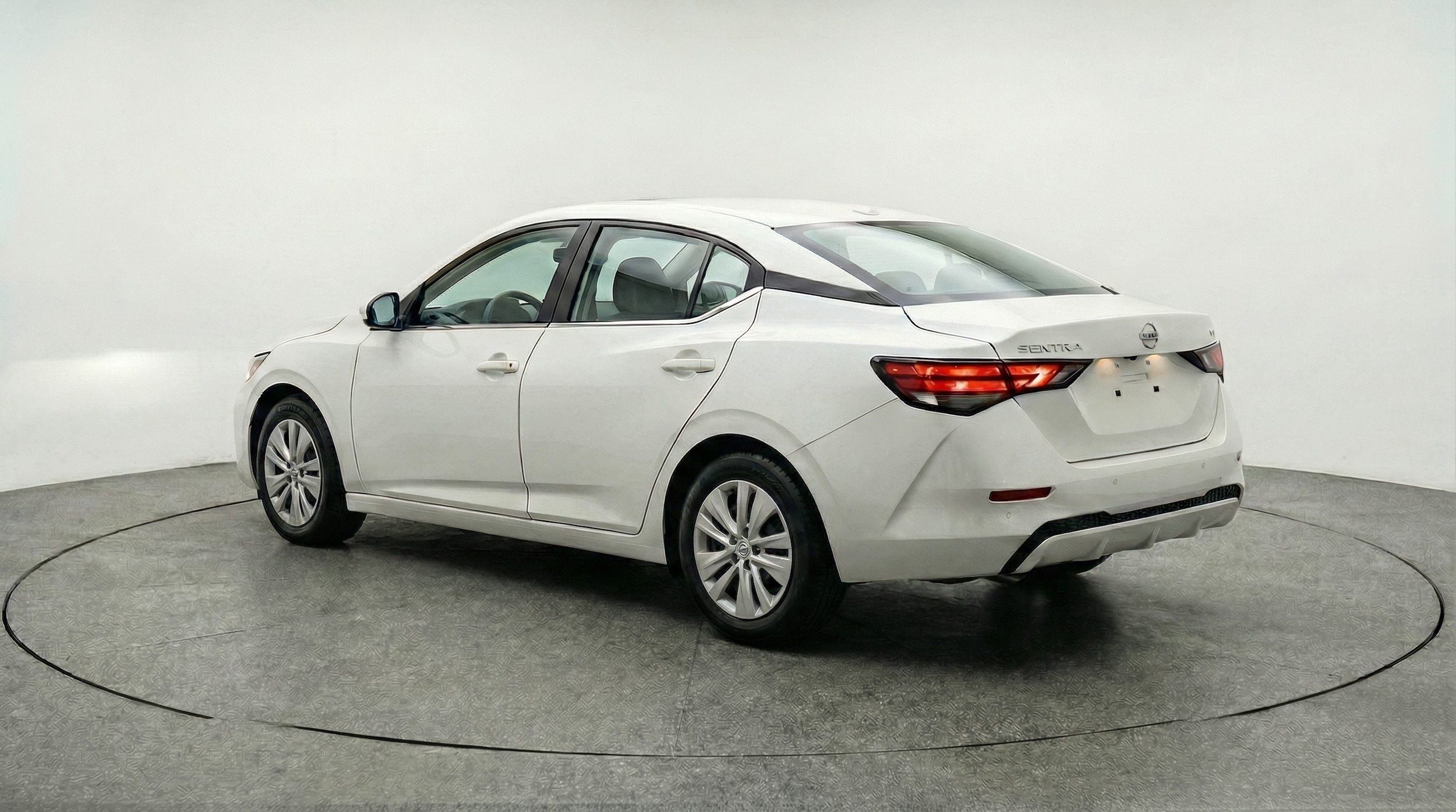 Thumbnail: 2025 Nissan Sentra - 5