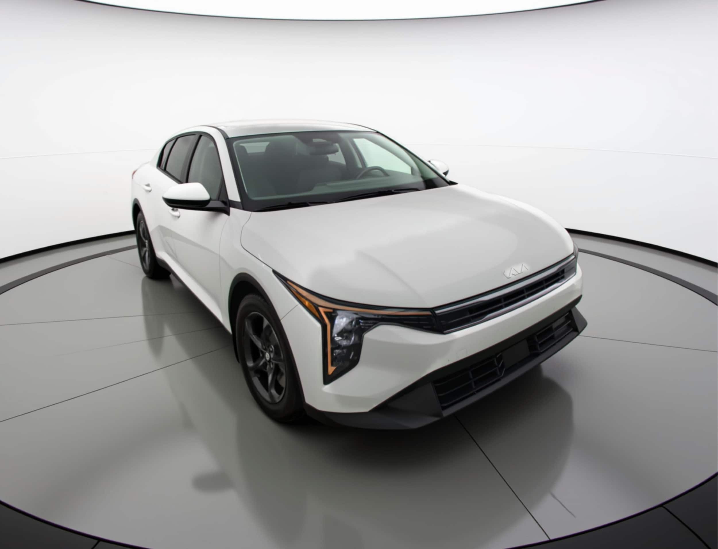 Thumbnail: 2025 Kia K4 - 1