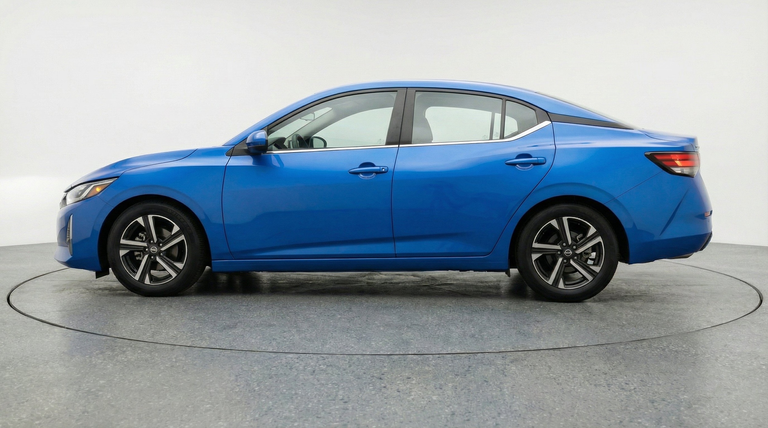 Thumbnail: 2025 Nissan Sentra - 5