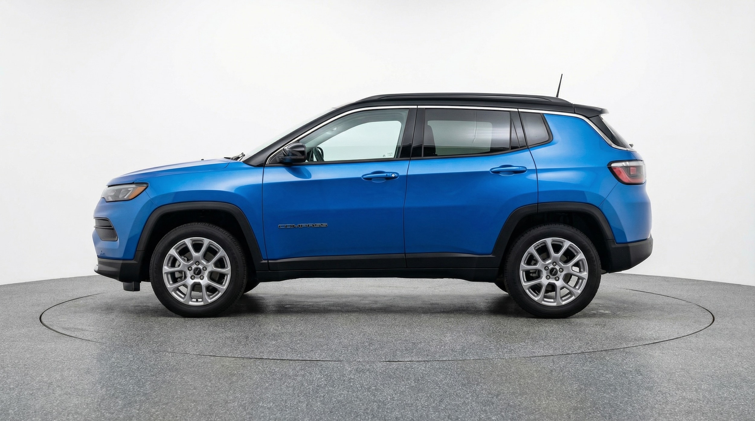 Thumbnail: 2025 Jeep Compass - 4