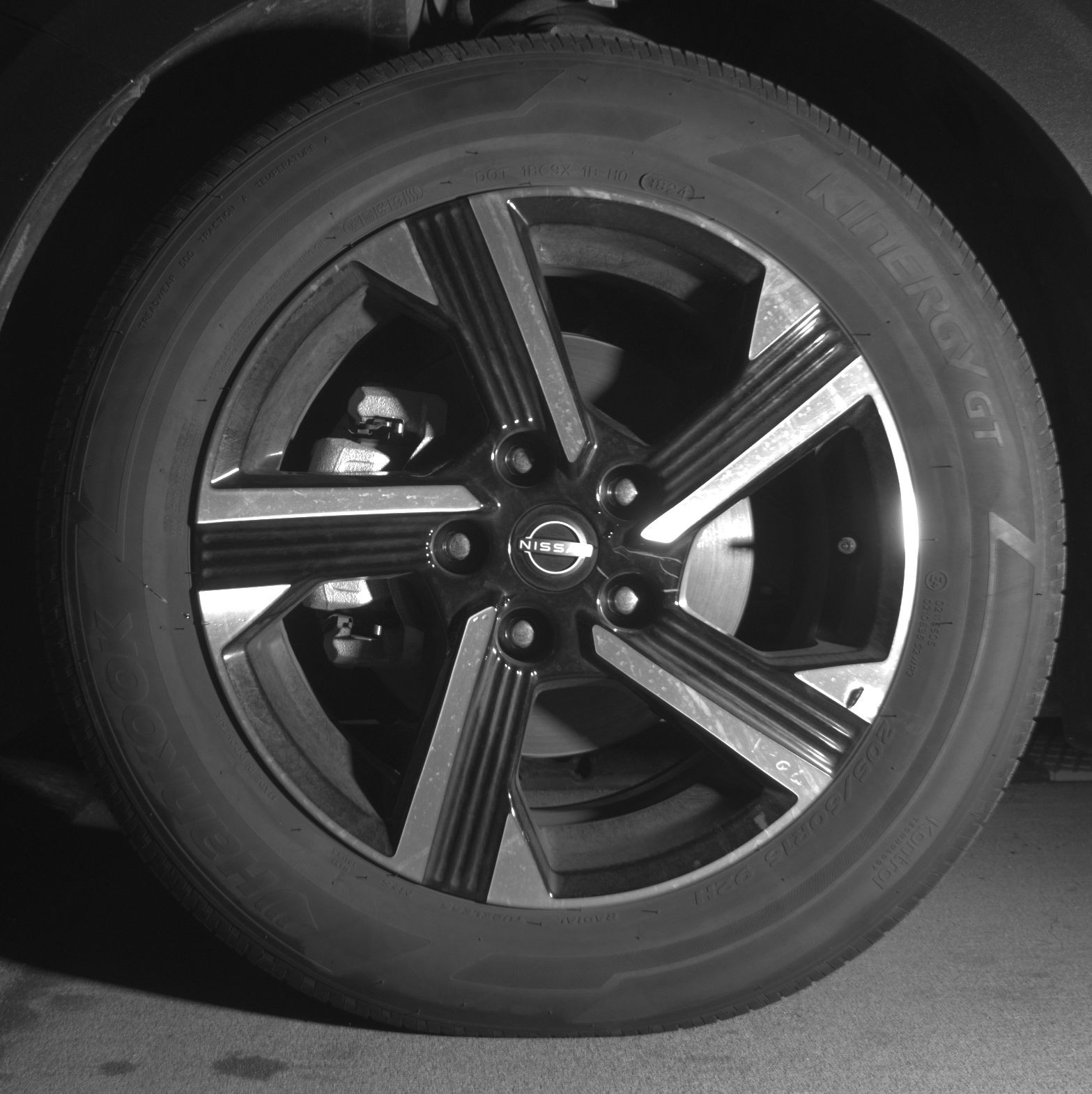 Thumbnail: 2025 Nissan Sentra - 9