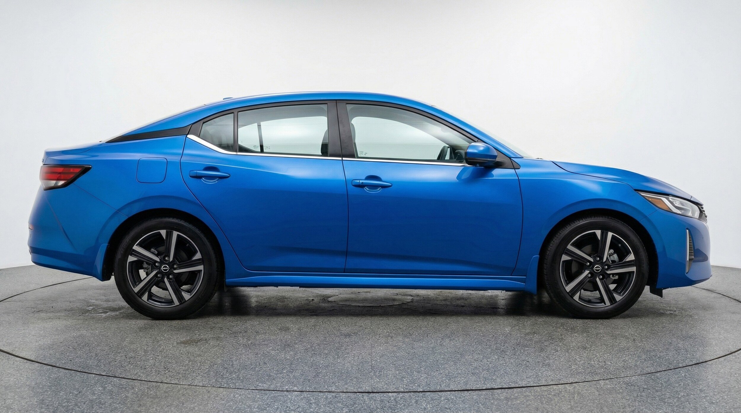 Thumbnail: 2025 Nissan Sentra - 11