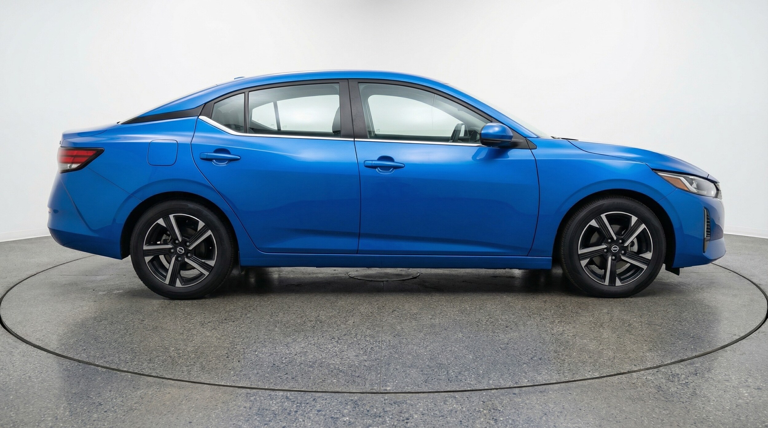 Thumbnail: 2025 Nissan Sentra - 8