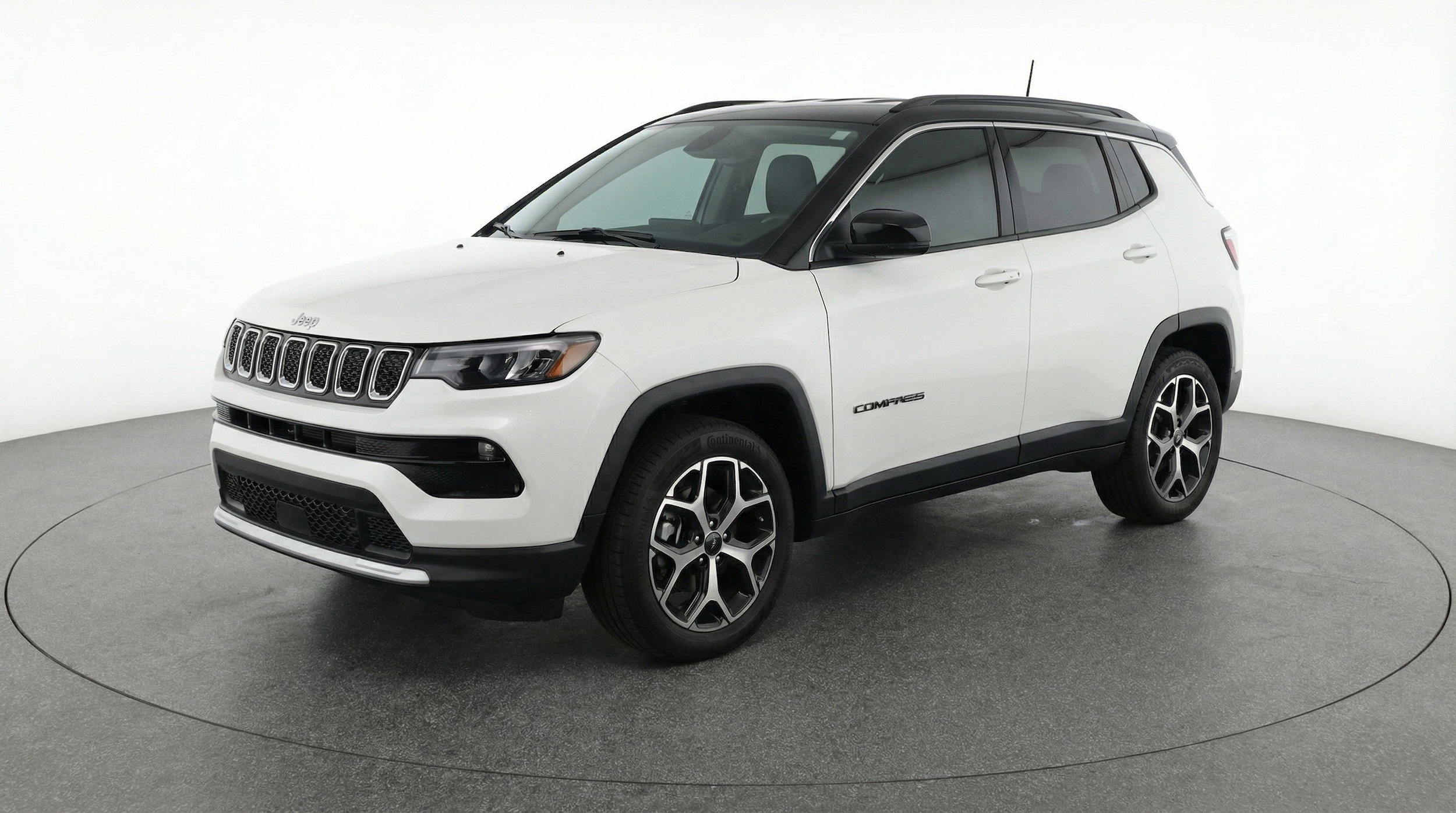Thumbnail: 2025 Jeep Compass - 3