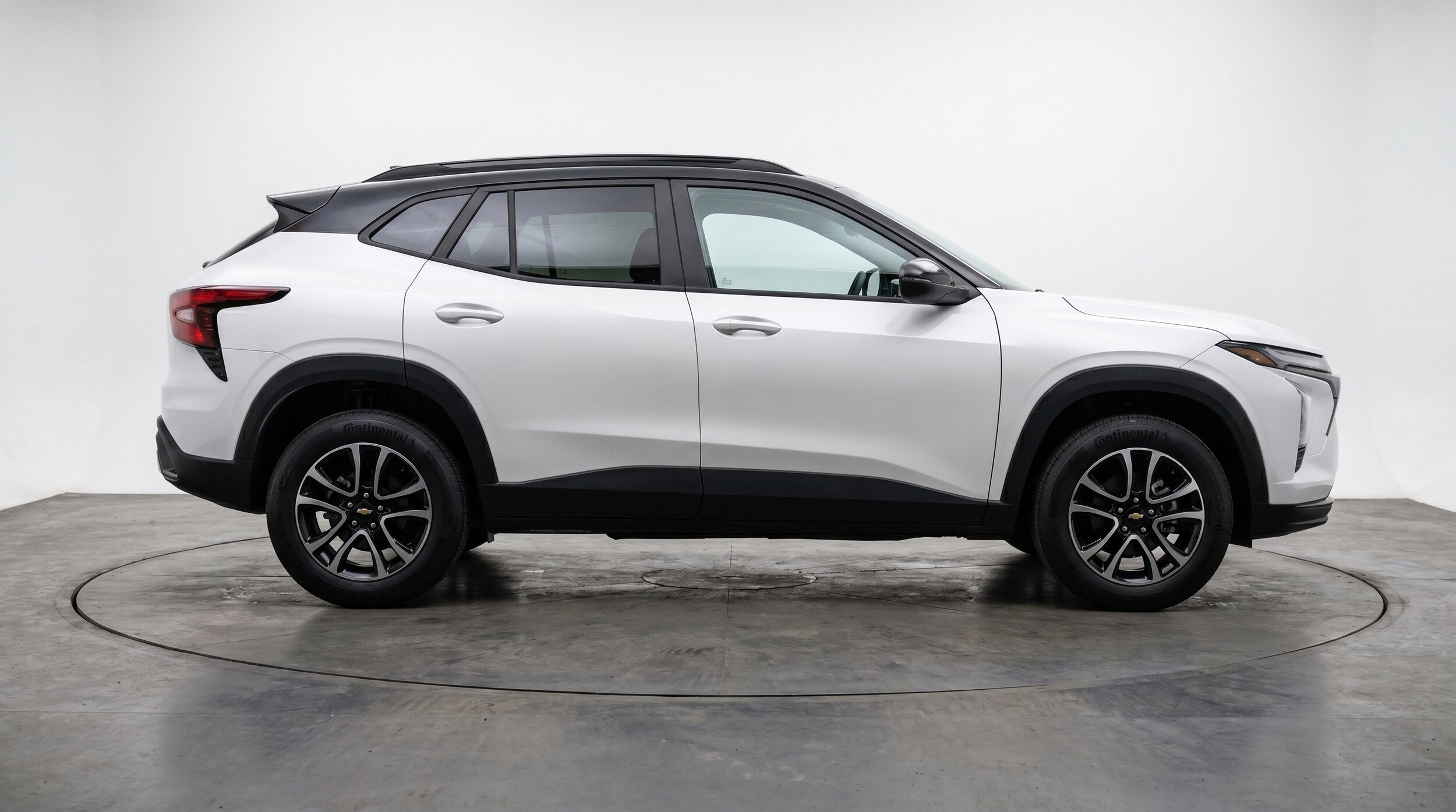 Thumbnail: 2025 Chevrolet TrailBlazer - 11