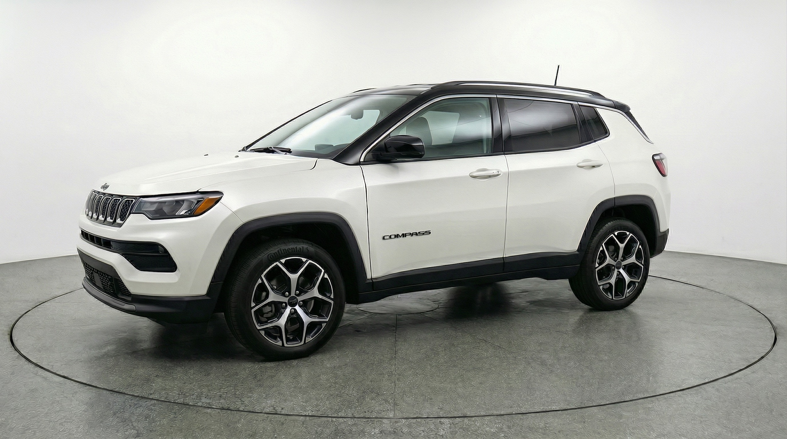 Thumbnail: 2025 Jeep Compass - 3