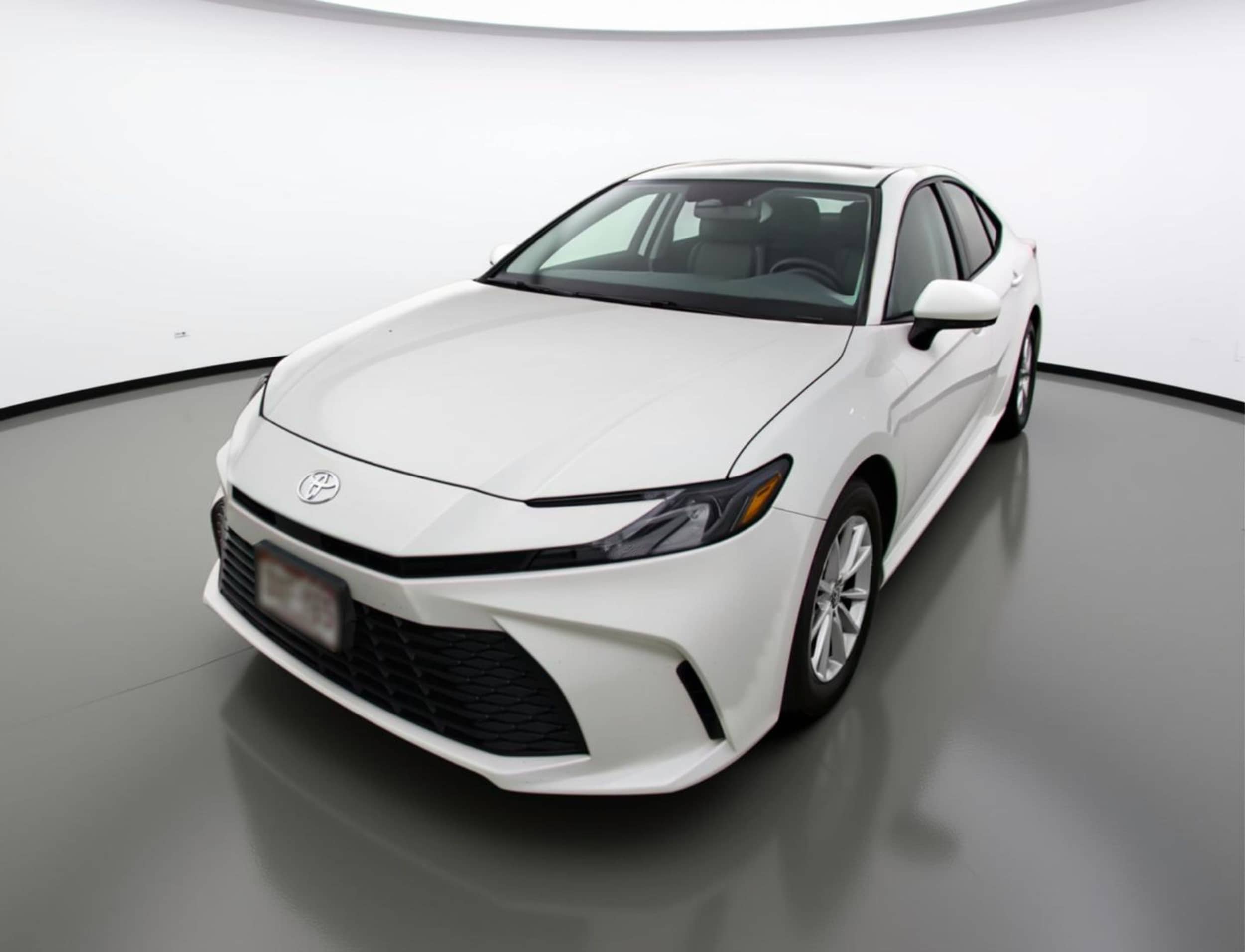 Thumbnail: 2025 Toyota Camry - 3