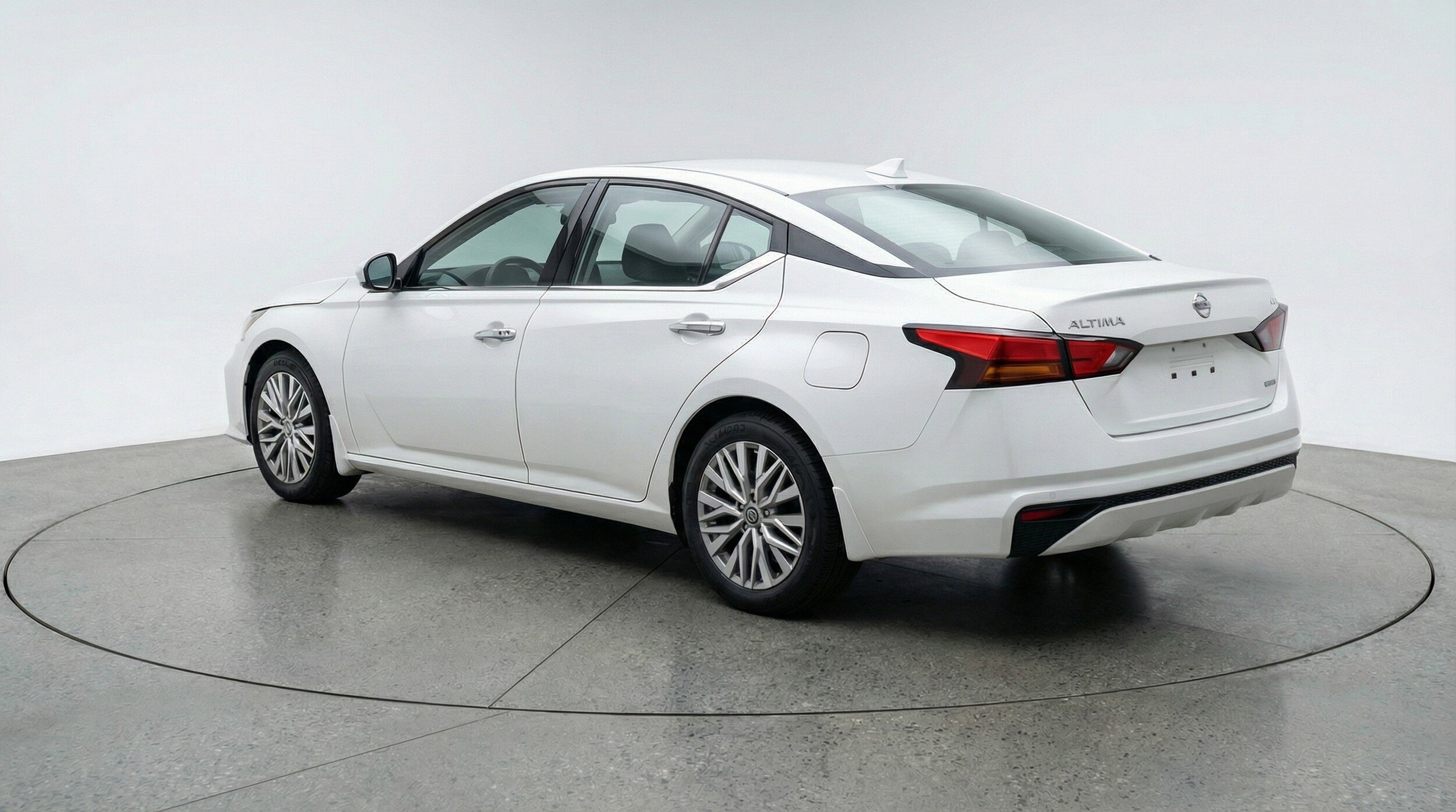 Thumbnail: 2025 Nissan Altima - 6