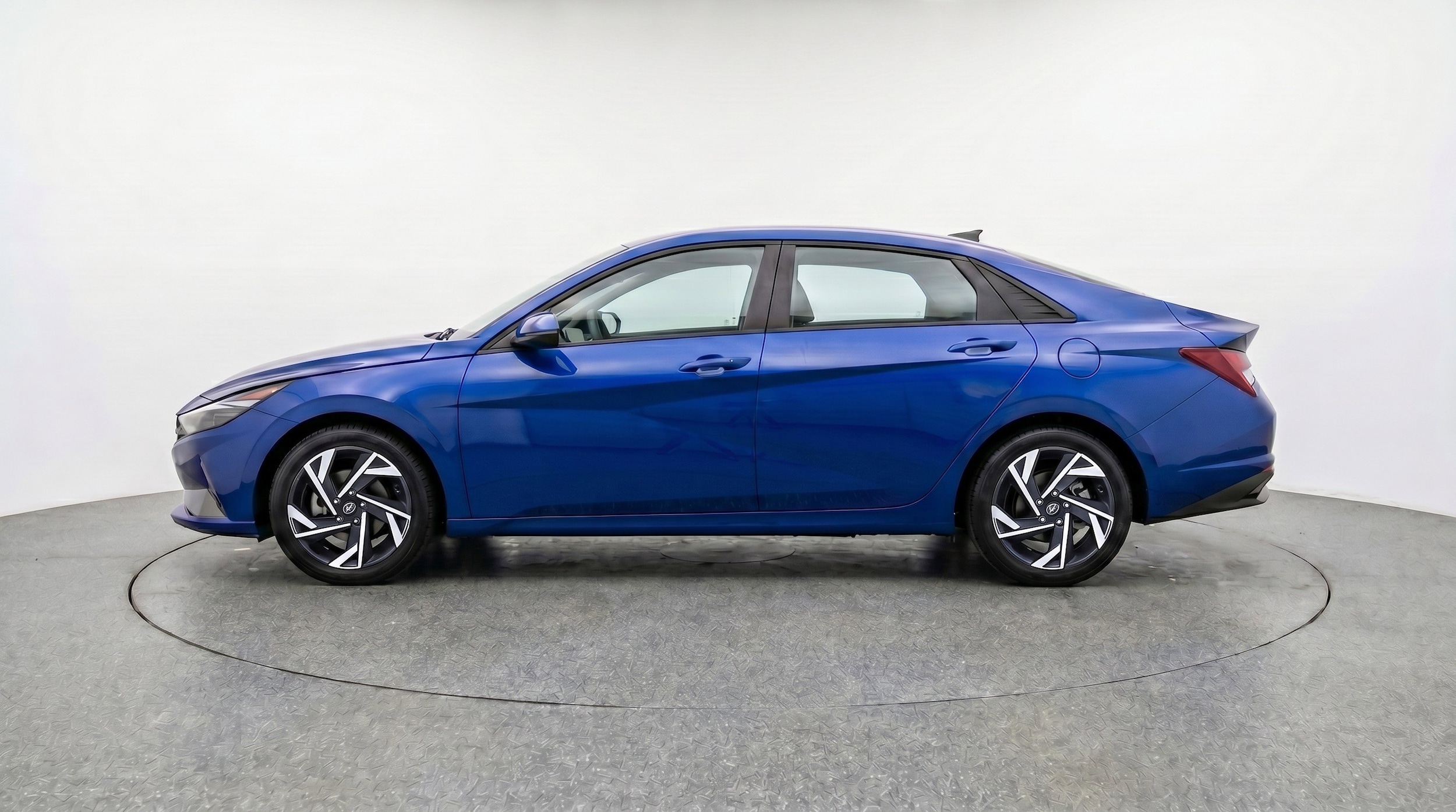 Thumbnail: 2025 Hyundai Elantra - 5
