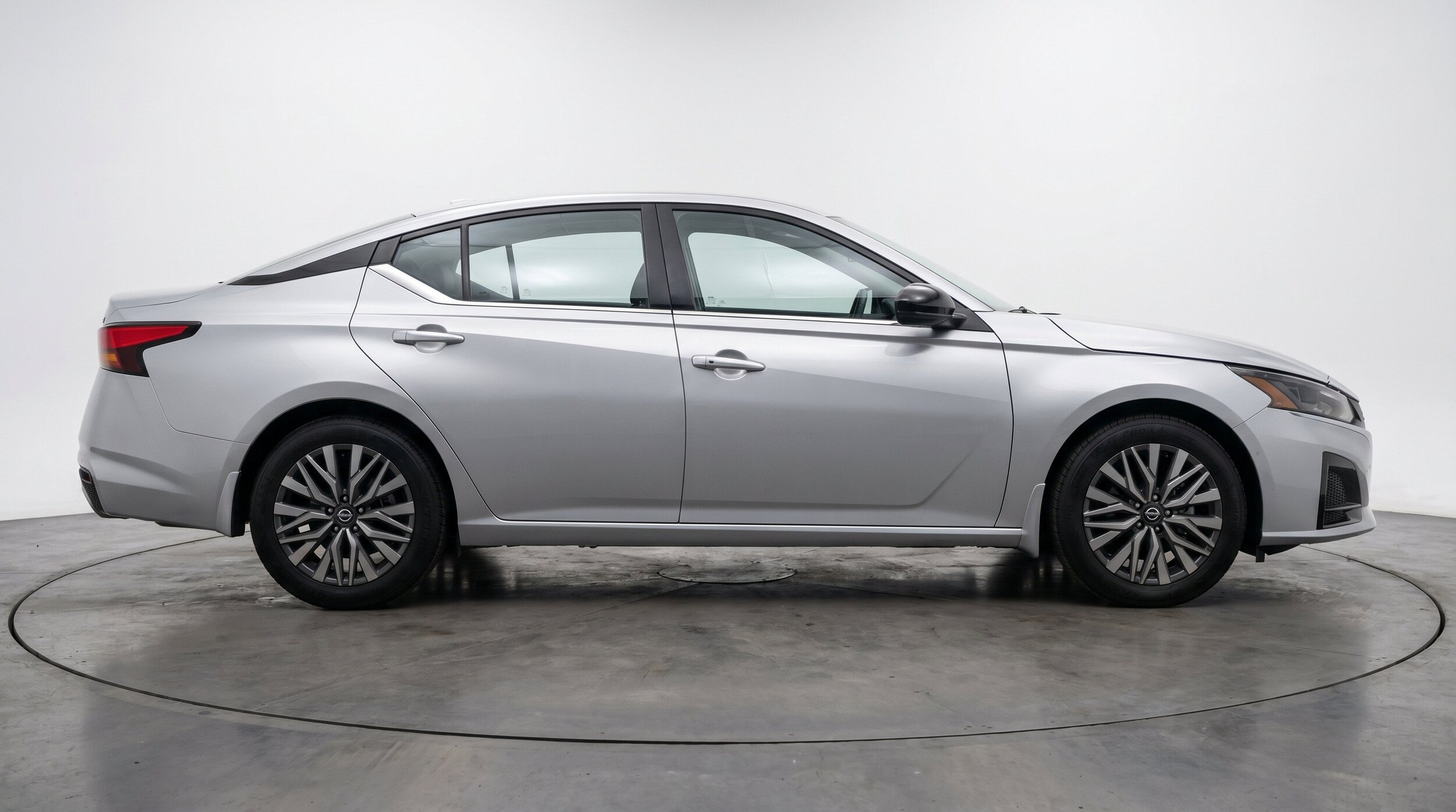 Thumbnail: 2025 Nissan Altima - 11